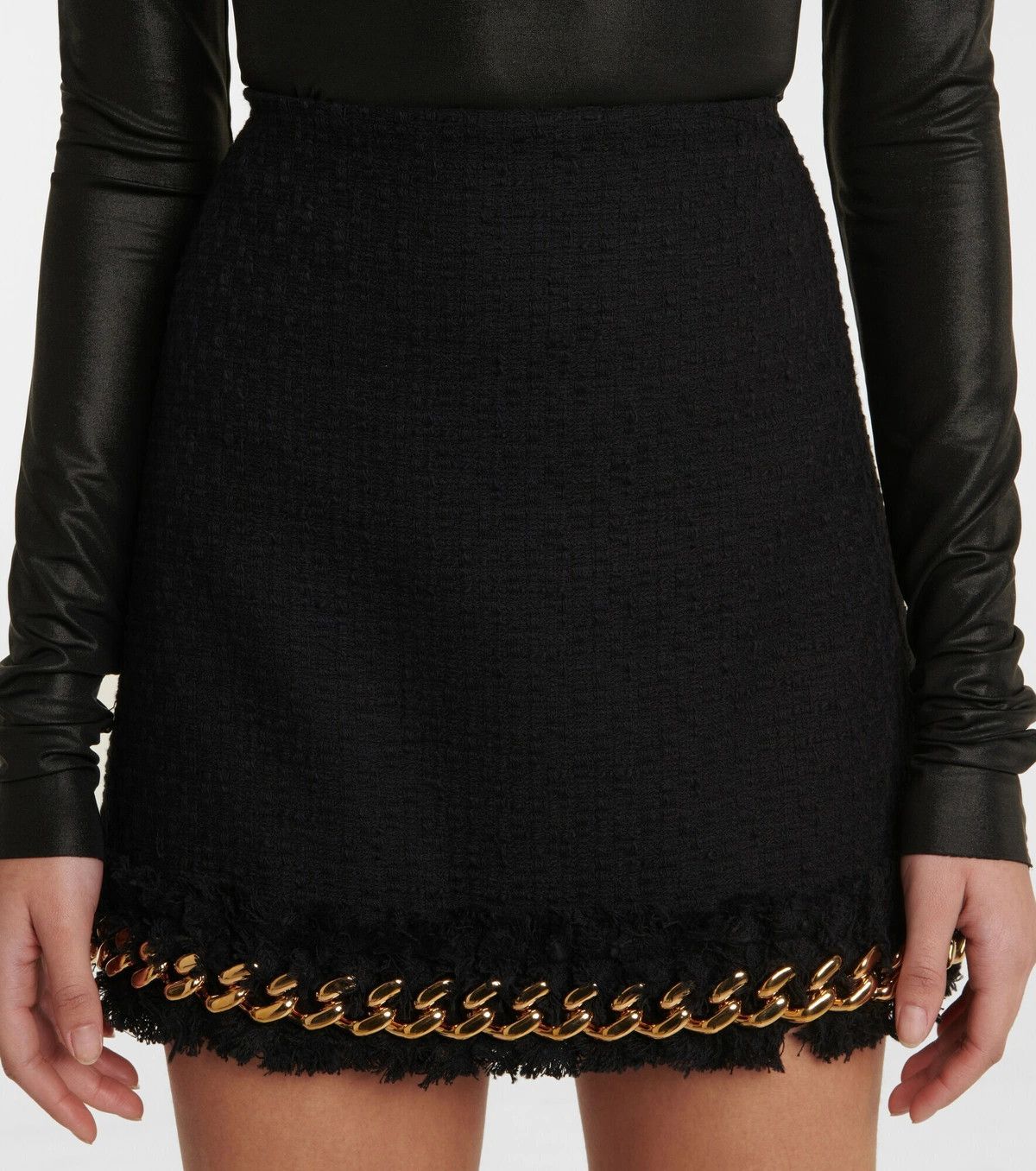 Versace o1y0226 Mini Skirt in Black Size 28" / US 6 / IT 42 - 2 Thumbnail