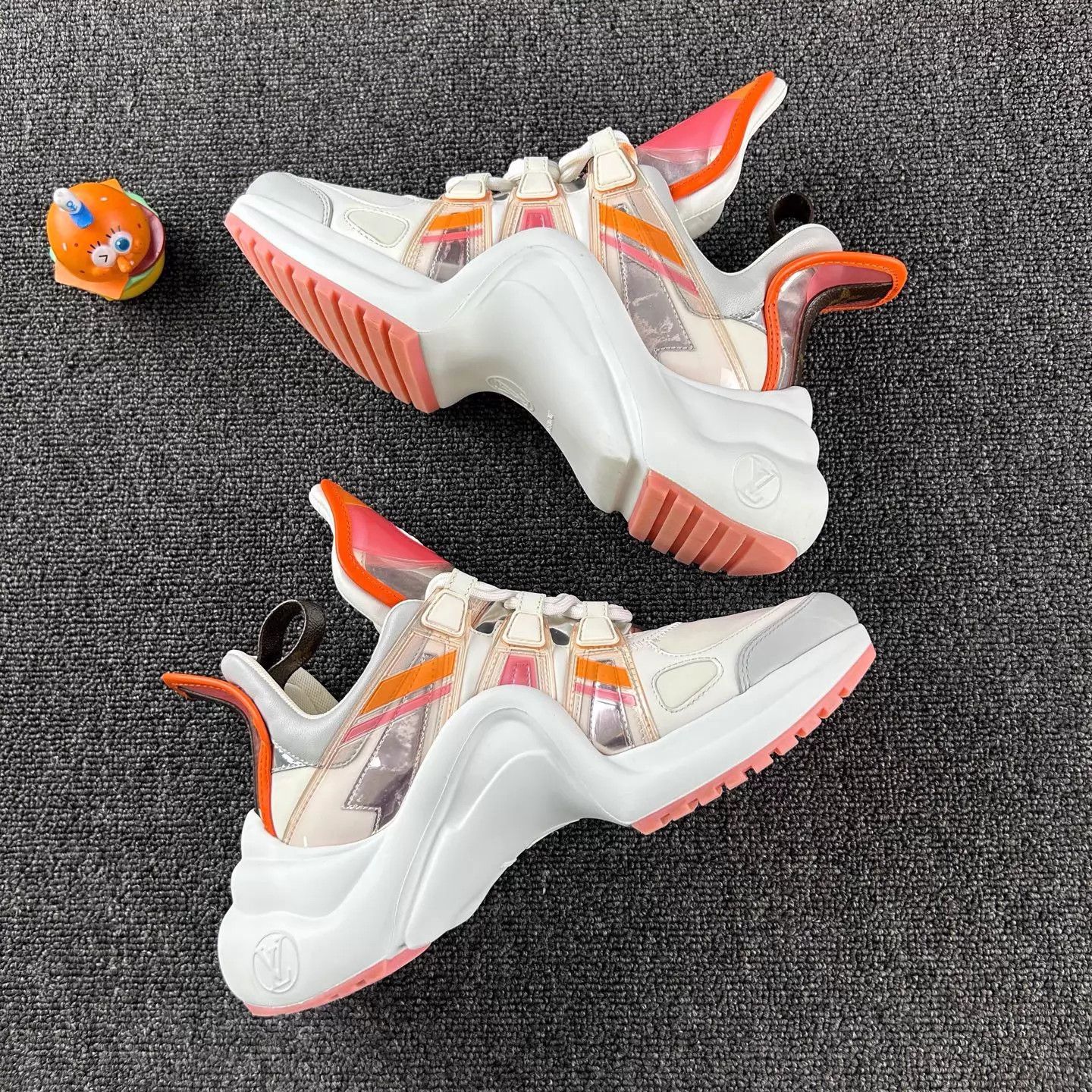 Louis Vuitton Louis Vuitton Jelly Orange Dad Sneakers 38 Size US 7.5 / IT 37.5 - 4 Thumbnail