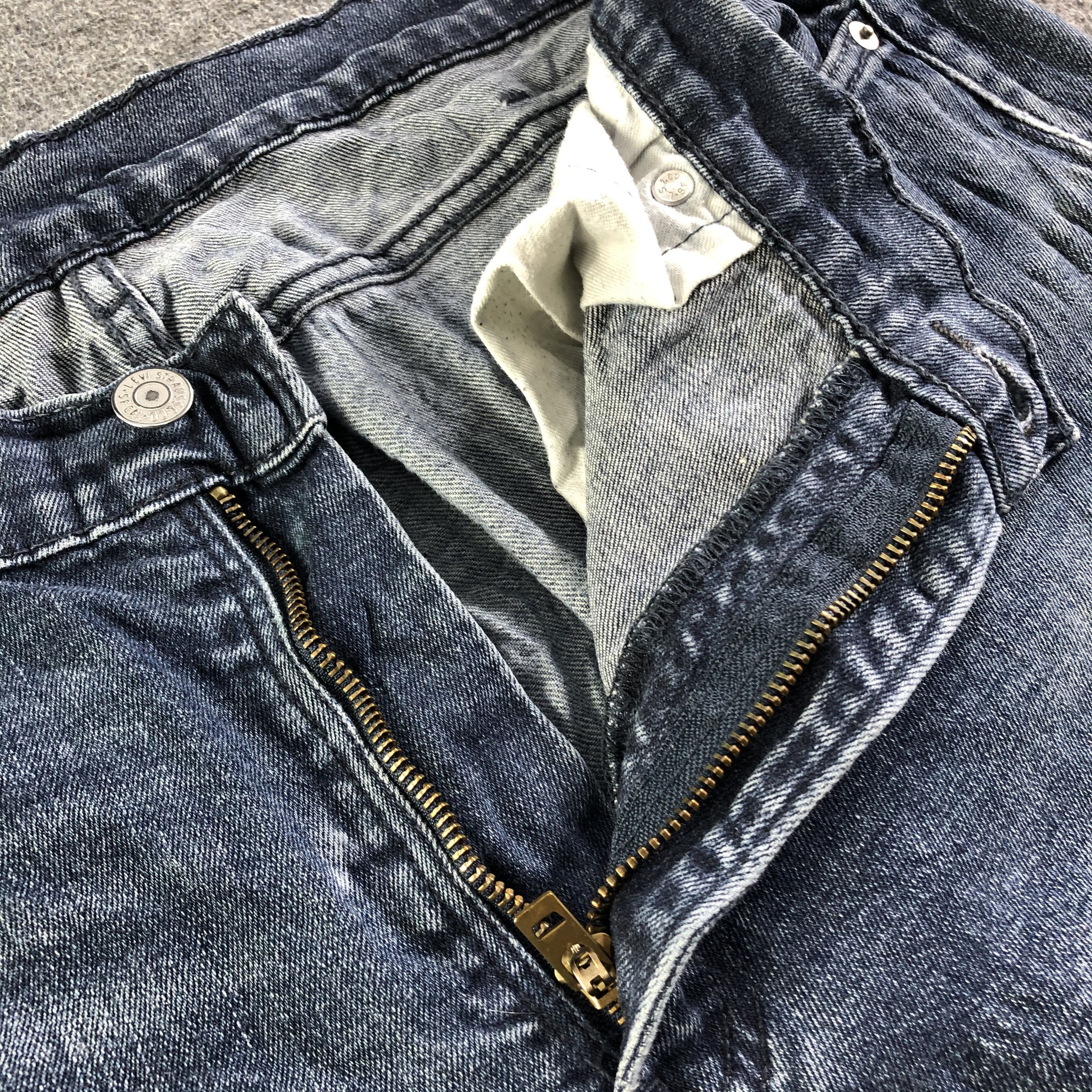 Levi's Vintage Blue Wash Levis 514 Jeans-J4364 Size US 37 - 8 Thumbnail