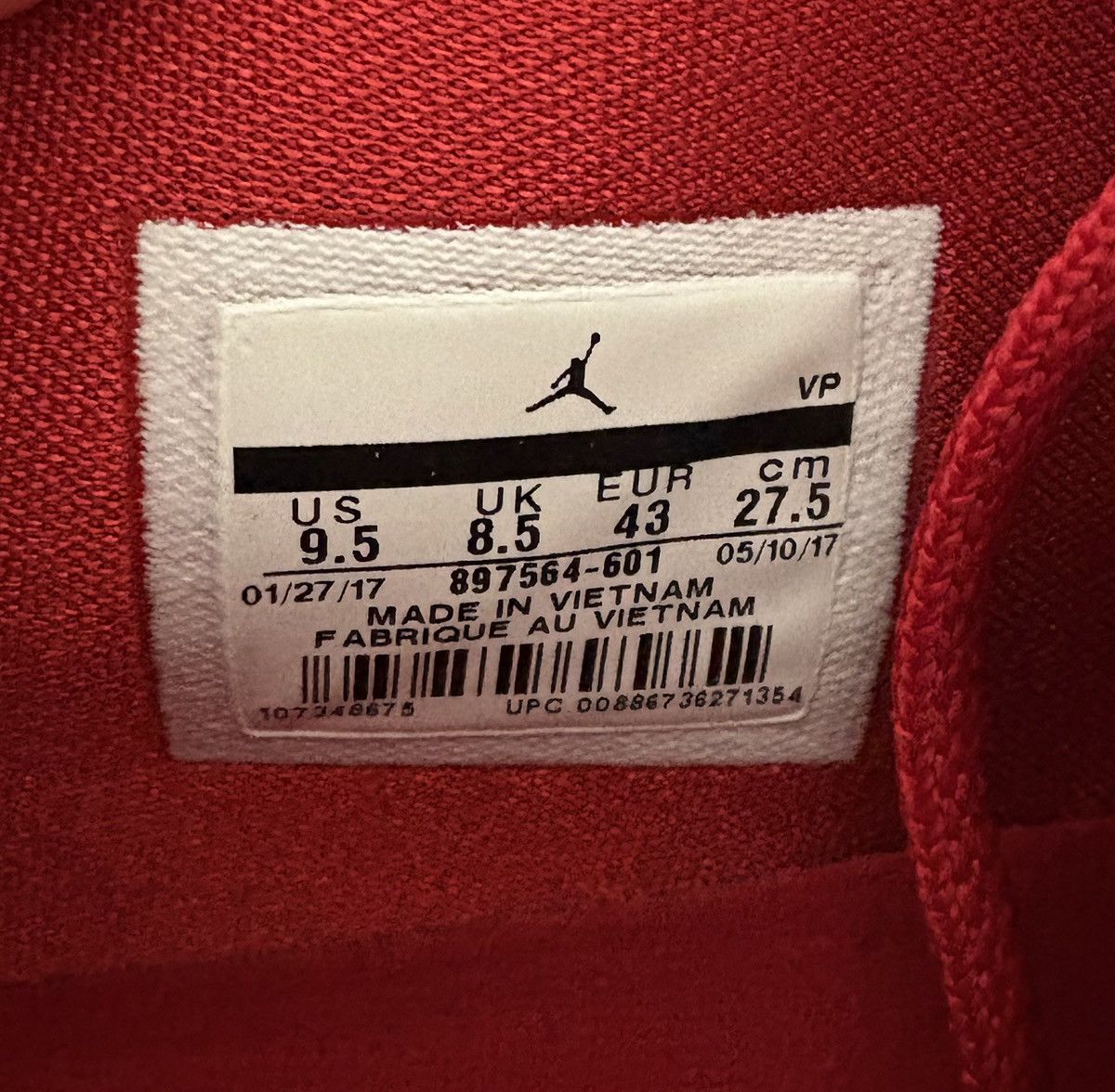 Jordan Brand Jordan 31 Low Chicago (Away) Size US 9.5 / EU 42-43 - 7 Thumbnail