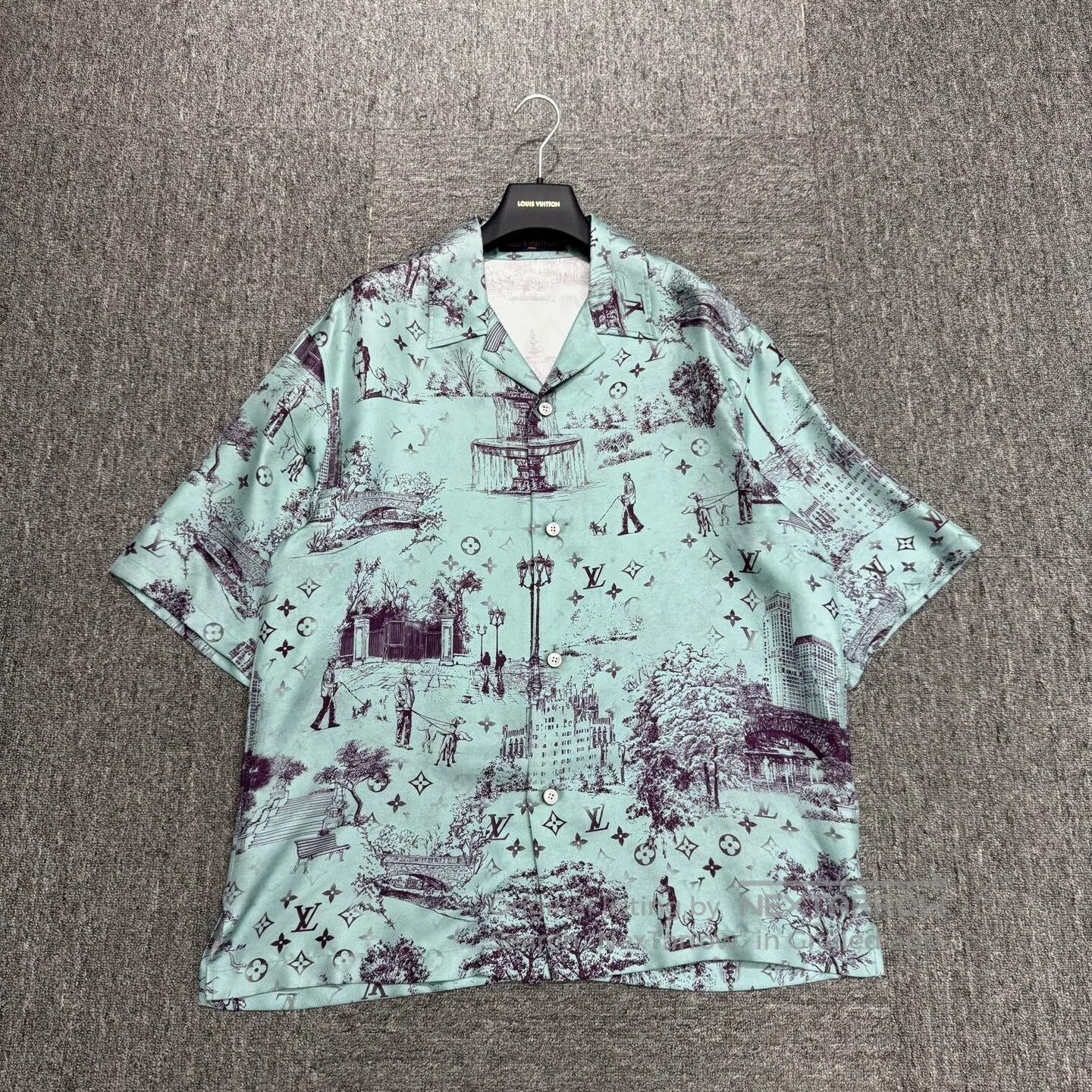 Louis Vuitton Louis Vuitton Landscape-themed silk short-sleeved shirt fo Size US M / EU 48-50 / 2 - 1 Thumbnail