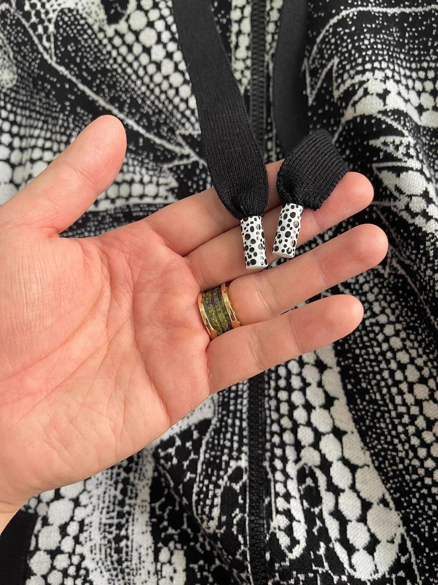 Louis Vuitton LV x Yayoi Kusama Wool Jacket M Worn Once Authentic Size US M / EU 48-50 / 2 - 4 Thumbnail