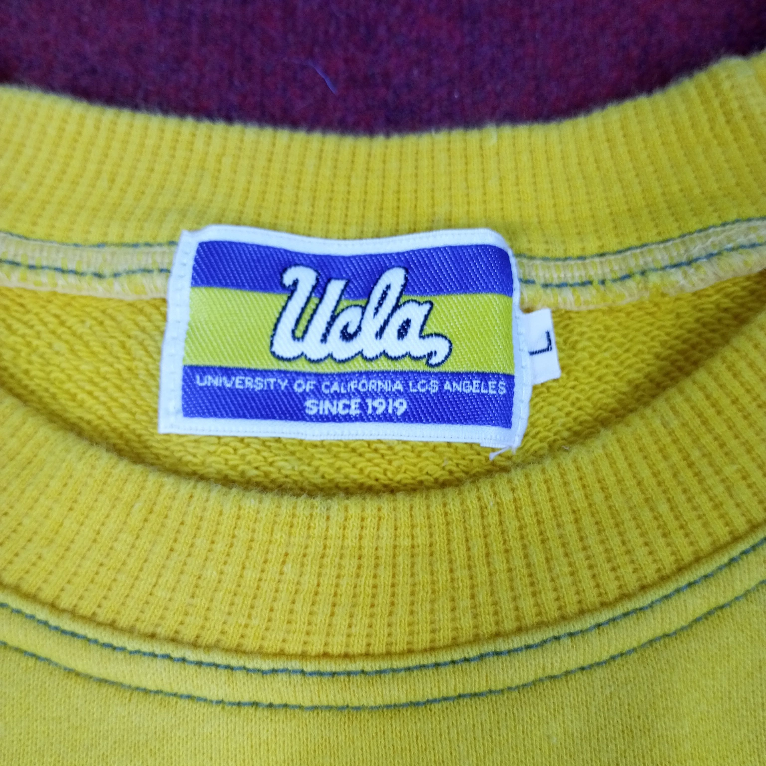 Vintage UCLA Bruins University Of California Logo Vintage Sweatshirt Size US M / EU 48-50 / 2 - 7 Thumbnail