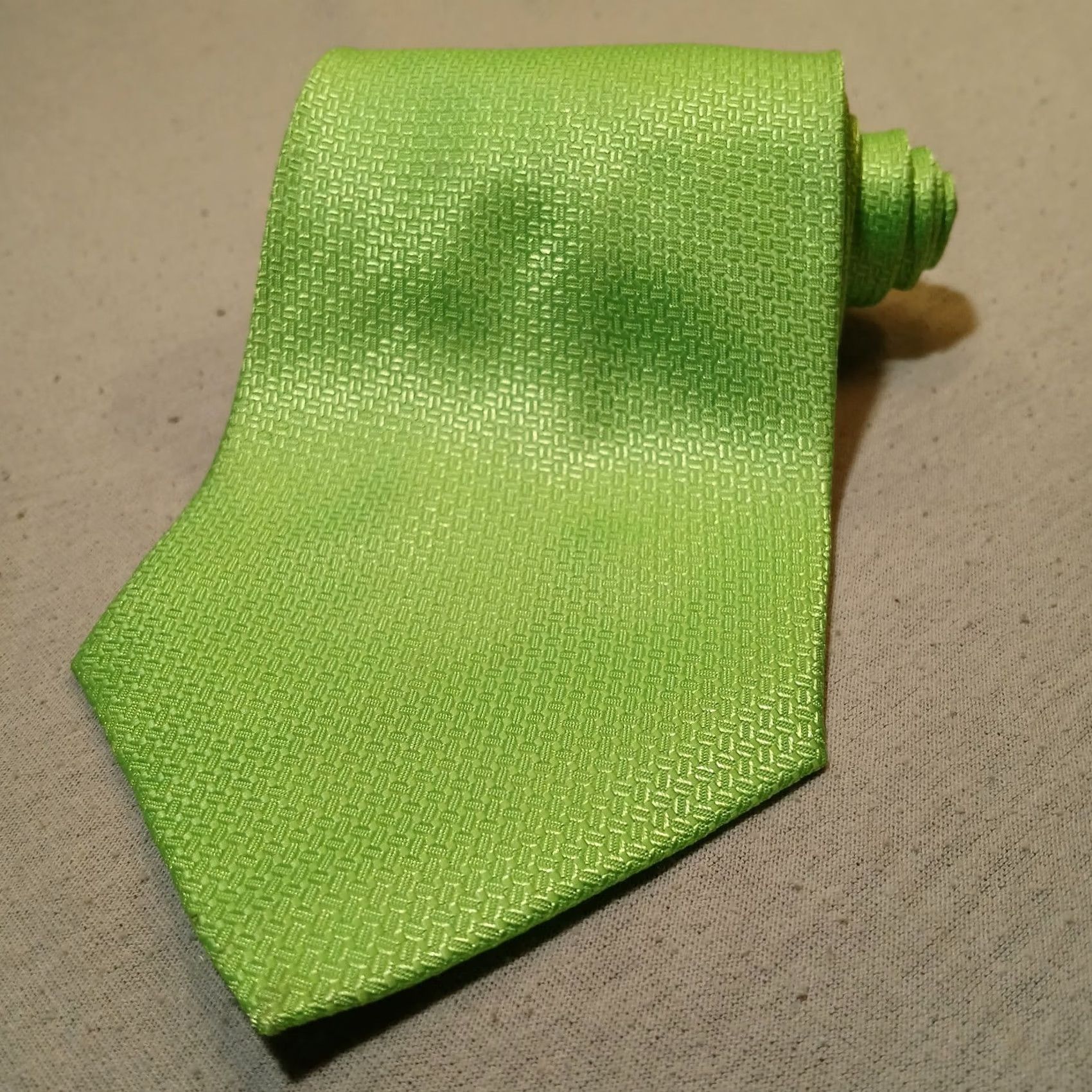 Vintage Rivar's Men's Necktie 100% Polyester Neon Green Tie 58" x 3.75" Solid Wedding Adjustable Handmade Men Tie Green Size ONE SIZE - 2 Thumbnail