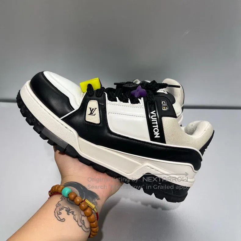 Louis Vuitton Louis Vuitton Trainer Black and White Fat Ding shoes Size US 9 / EU 42 - 3 Thumbnail