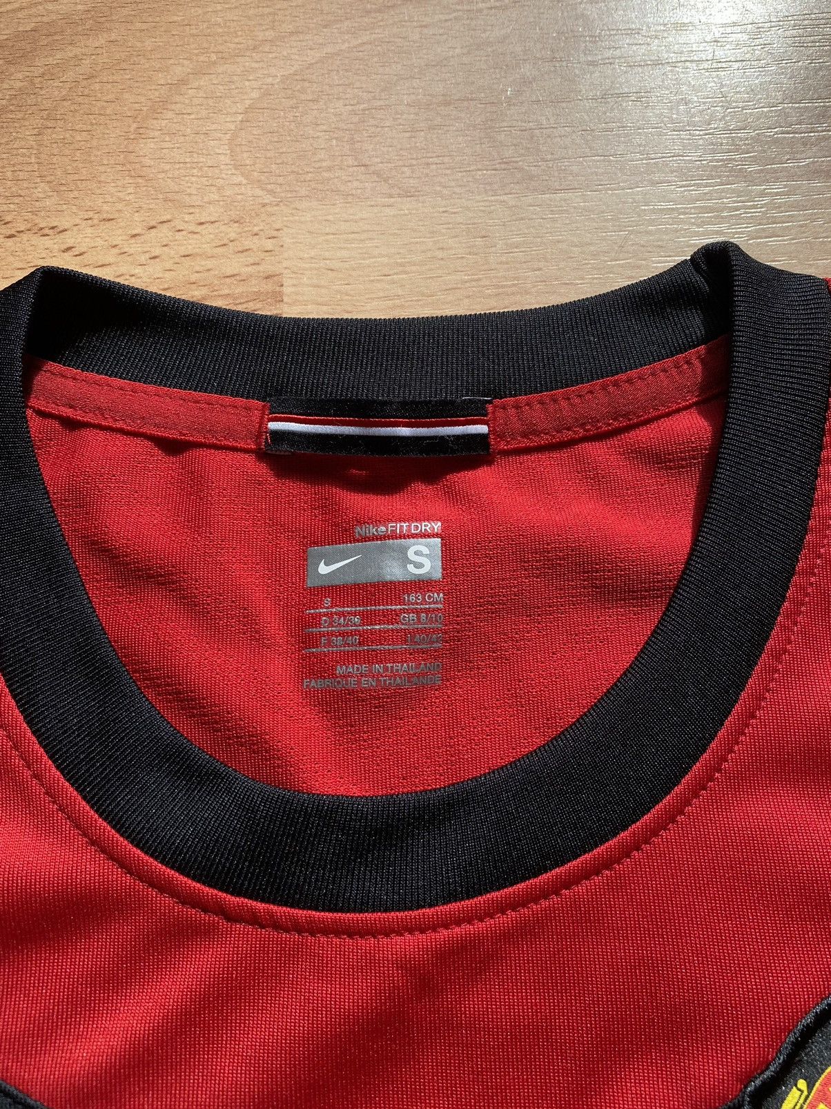 Nike Manchester United 2009-10 Home Shirt Size US S / EU 44-46 / 1 - 3 Thumbnail