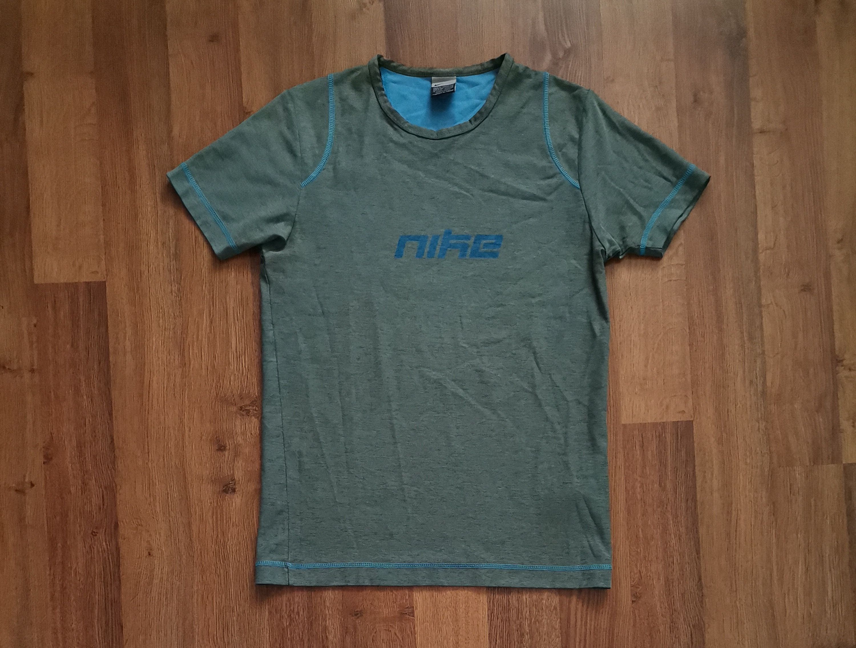 Nike Vintage Nike T-Shirt Size US S / EU 44-46 / 1 - 1 Thumbnail
