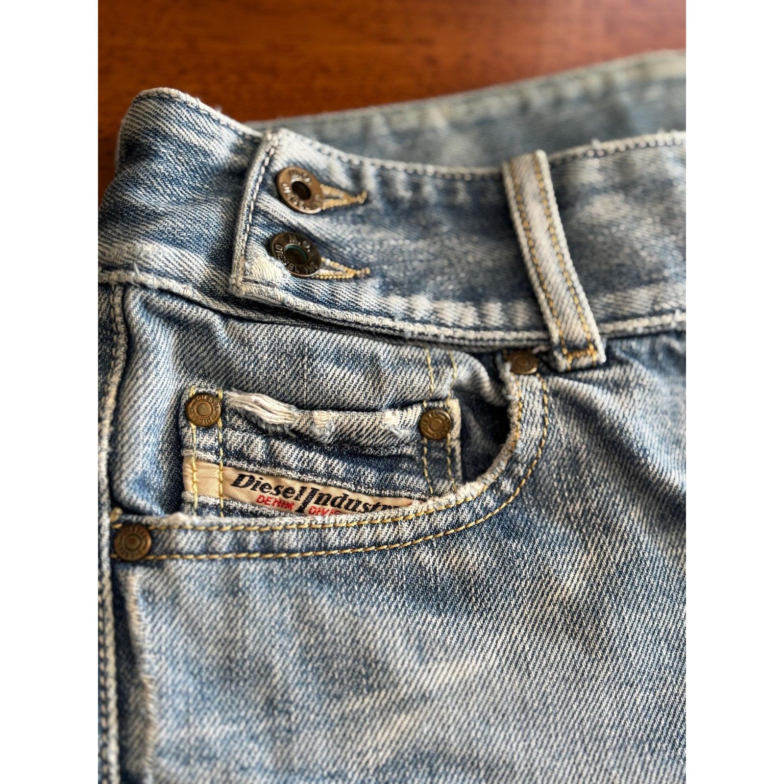 Diesel Vintage Diesel Cherone Jeans W24 Italy Y2K Low Rise Denim Size 24" / US 00 / IT 34 - 4 Thumbnail