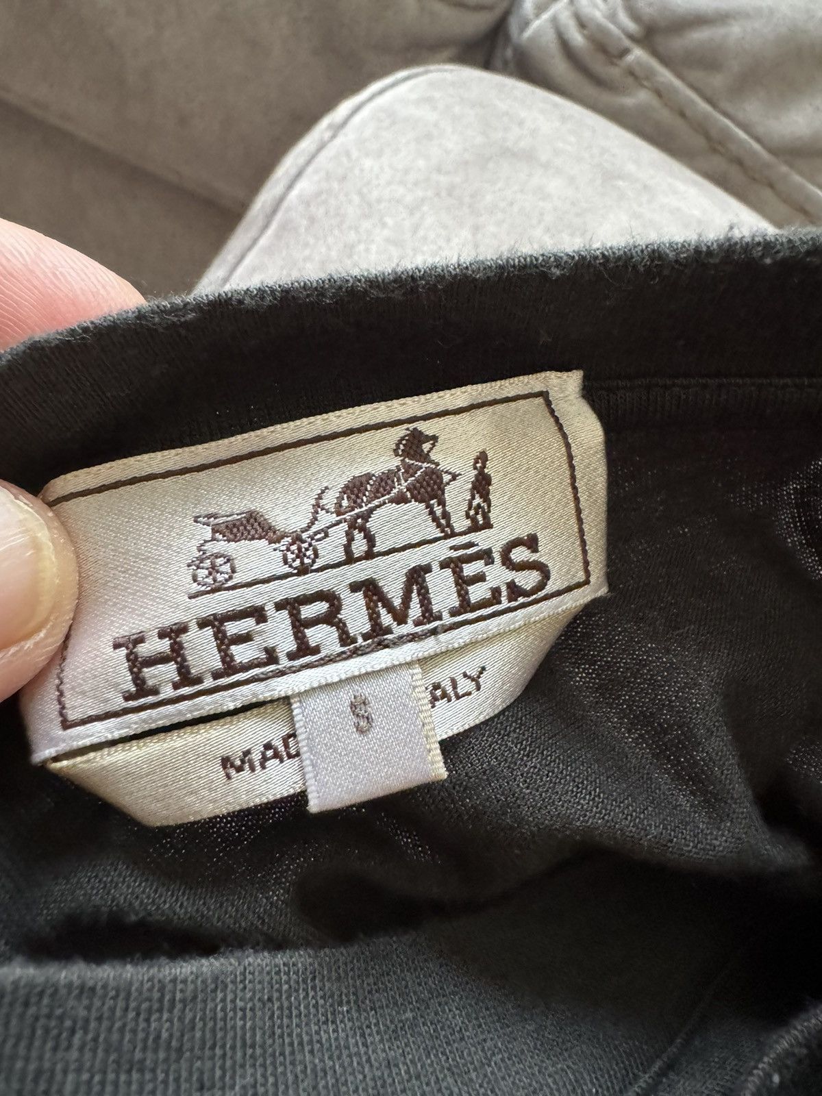 Hermes HERMES tshirt STUDY PHOTOS FOR REAL TAPE MEASUREMENTS & FIT Size US S / EU 44-46 / 1 - 17 Thumbnail