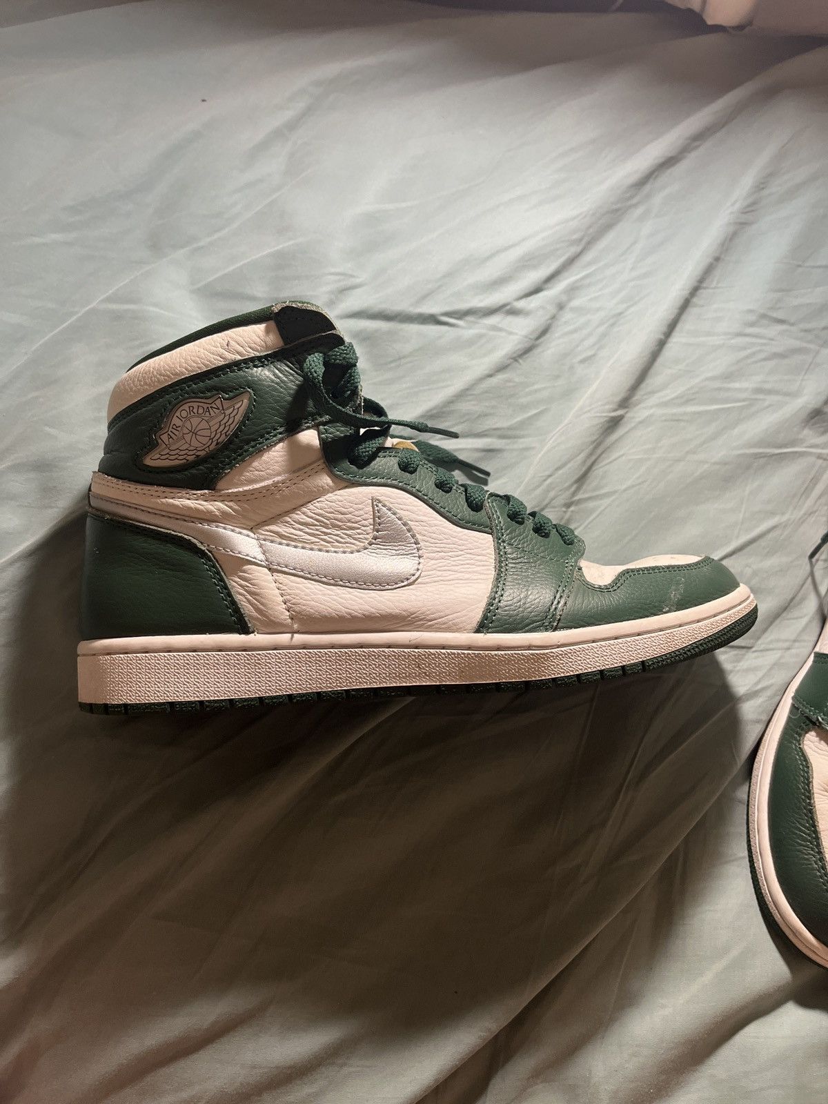 Nike Green and White Air Jordon 1s Hightop Size US 10.5 / EU 43-44 - 7 Thumbnail