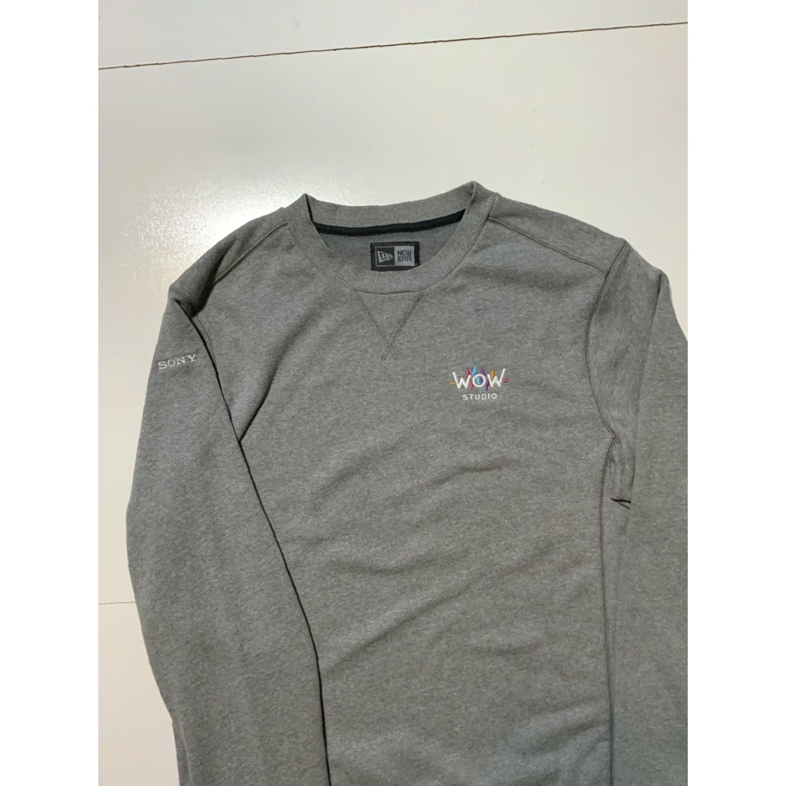 New Era VINTAGE New Era Sony SXSW 2018 Wow Studio Crewneck Sweatshirt L Gray Mens Size US L / EU 52-54 / 3 - 4 Thumbnail
