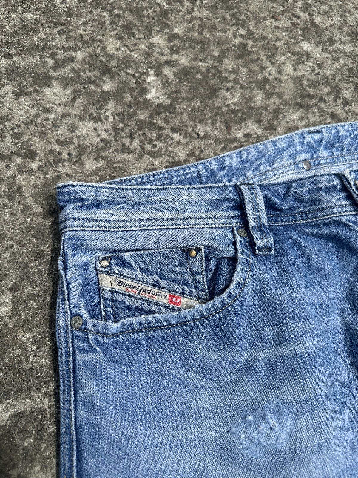 Diesel Y2K Vintage Diesel Custom Cargo Jeans Streetwear Style USA Size US 36 / EU 52 - 5 Thumbnail