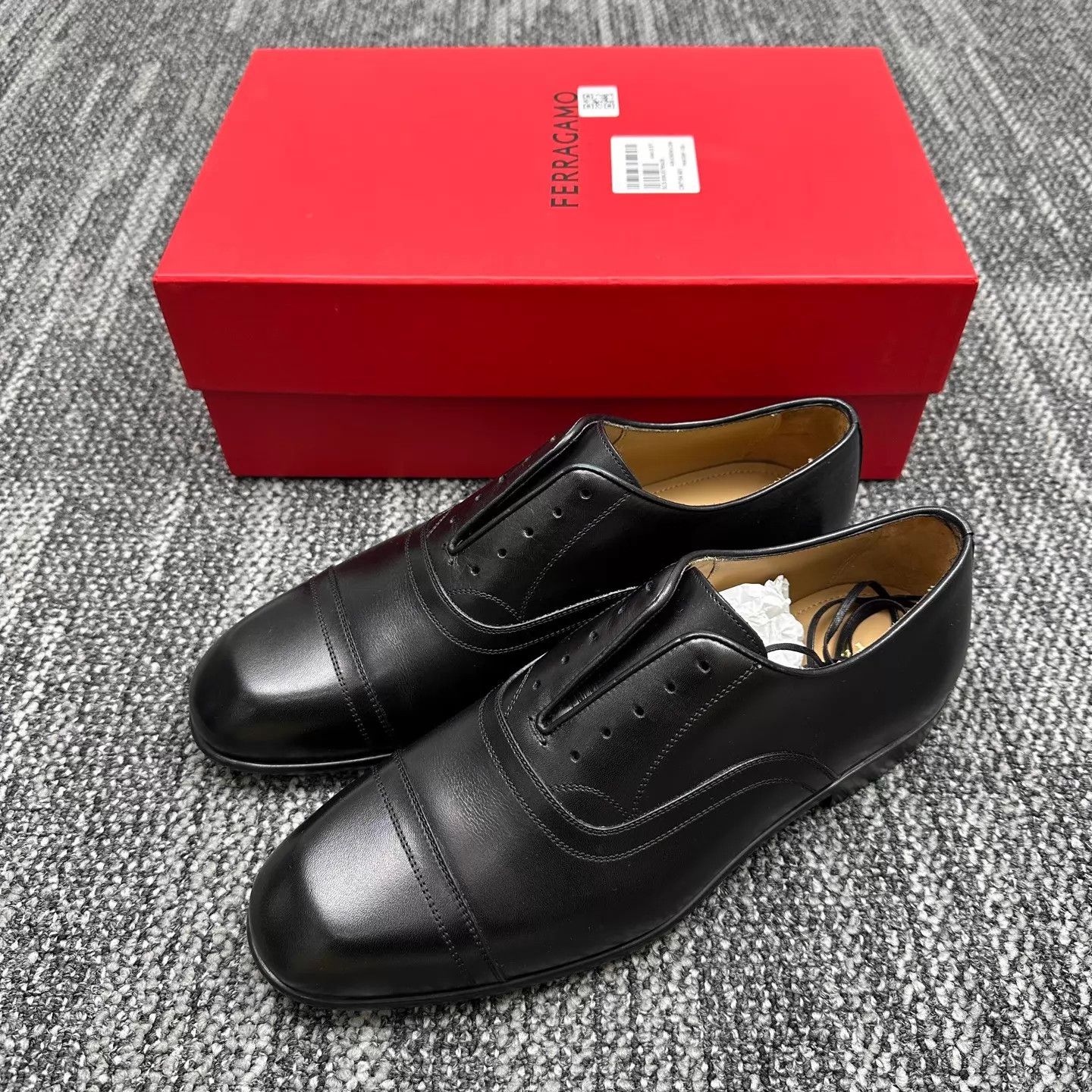 Salvatore Ferragamo FERRAGAMO Calfskin Double Stitch Dress Shoes 42.5 New Size US 8.5 / EU 41-42 - 1 Thumbnail