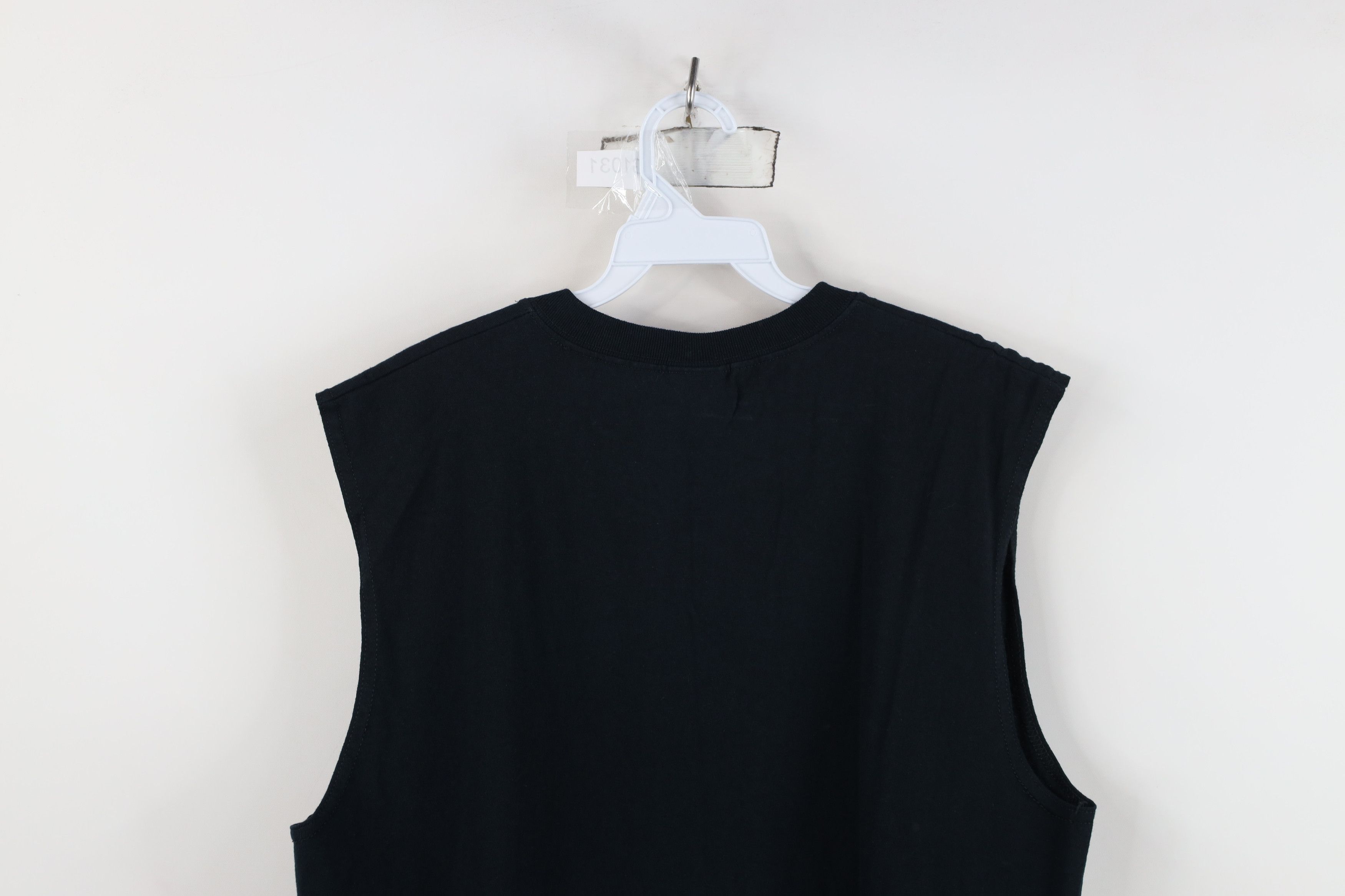 Vintage Vintage Y2K Streetwear Tribal USA Sleeveless Muscle T-Shirt Size US L / EU 52-54 / 3 - 11 Thumbnail