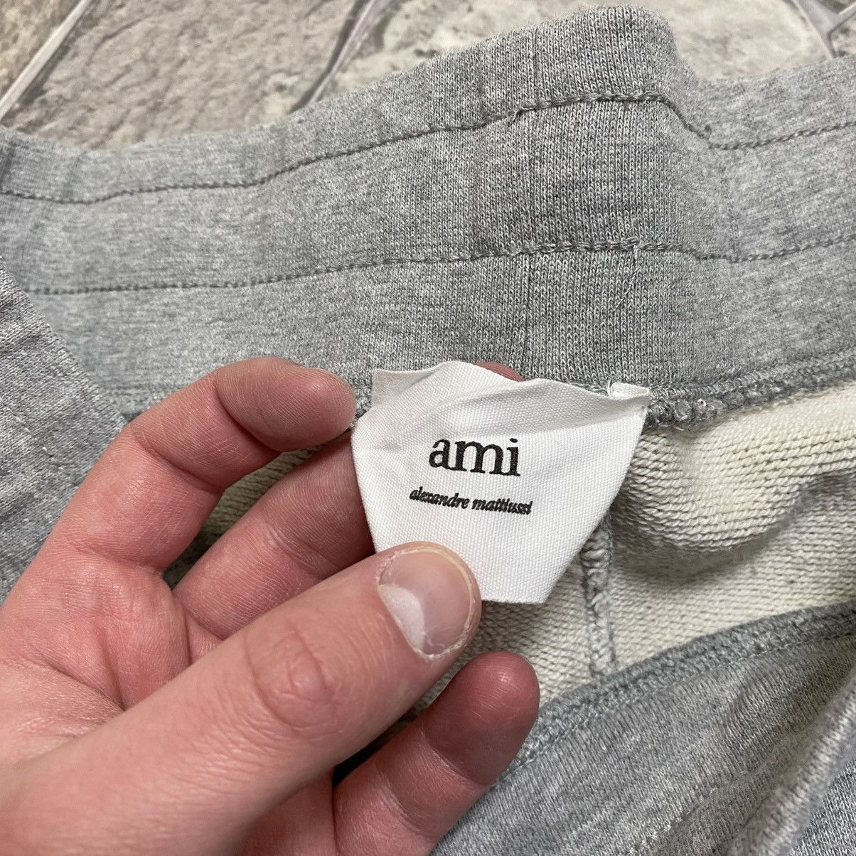AMI Ami Paris Classic Grey Heart Logo Sweatpants Joggers Size US 36 / EU 52 - 7 Thumbnail