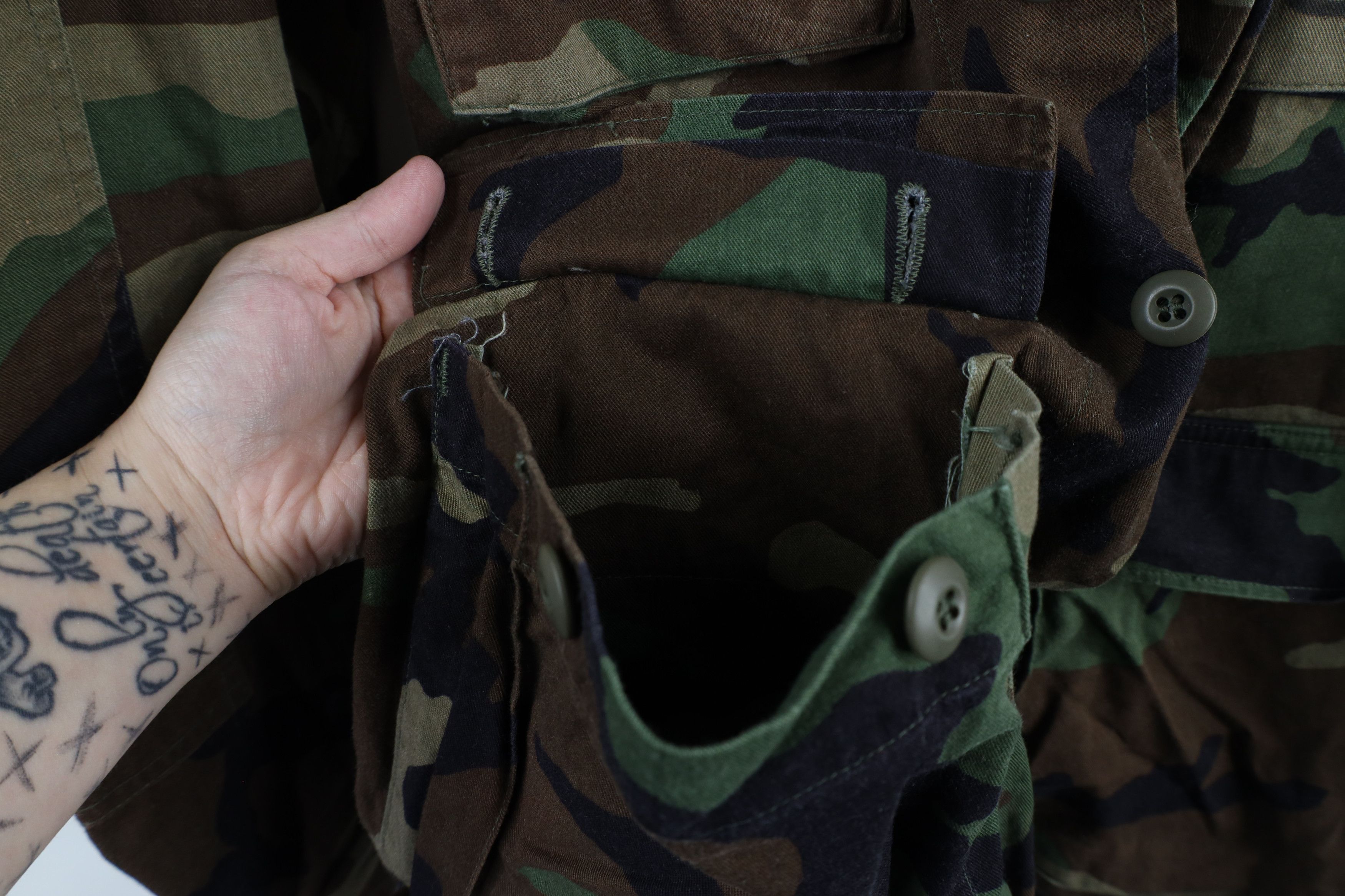 Vintage Vintage 90s USMC Woodland Camouflage Combat Coat Jacket USA Size US S / EU 44-46 / 1 - 6 Thumbnail