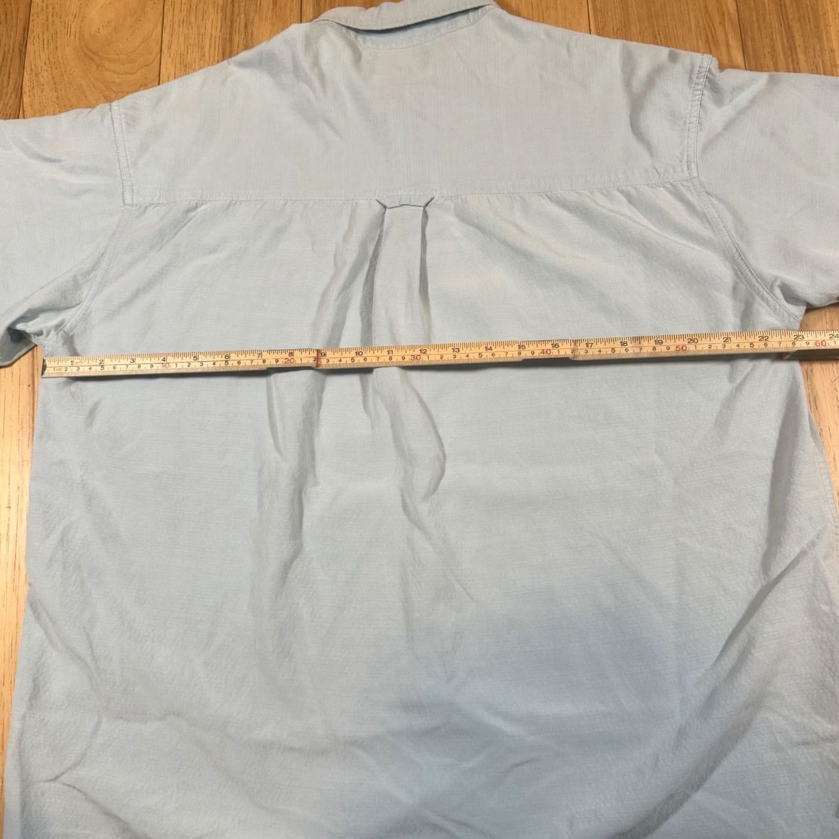 Vintage Columbia GRT Shirt Large Light Blue Short Sleeve Button Pleated Viscose Size US L / EU 52-54 / 3 - 6 Thumbnail