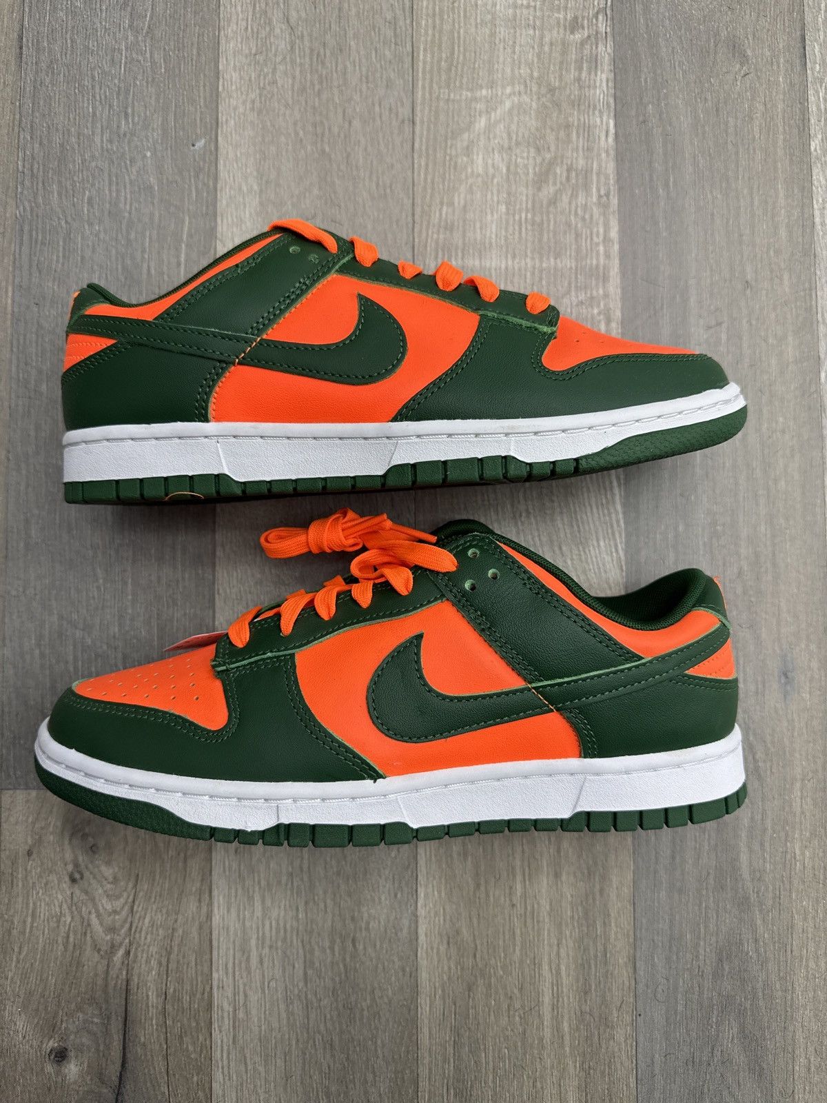Nike Nike Dunk Low Miami Hurricanes Size US 8 / EU 41 - 1 Thumbnail