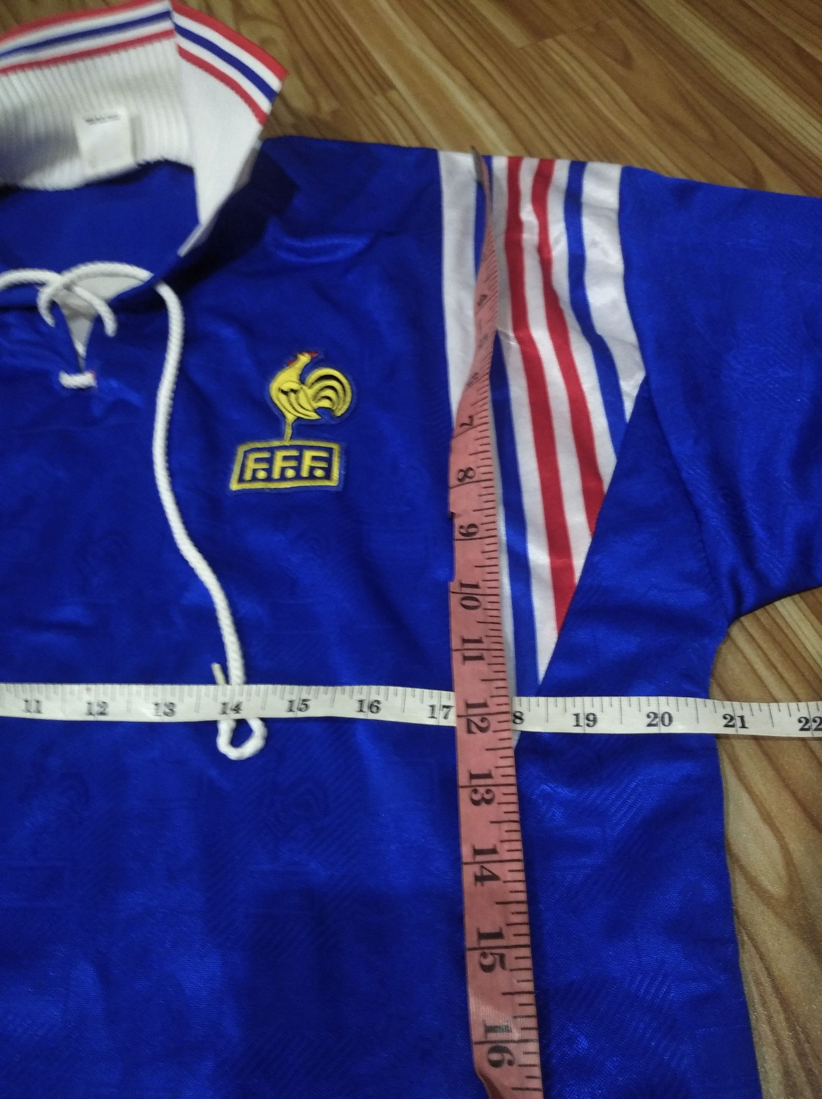 Adidas × Vintage Jersey France euro 1996 home football Jersey shirt Size US M / EU 48-50 / 2 - 9 Thumbnail
