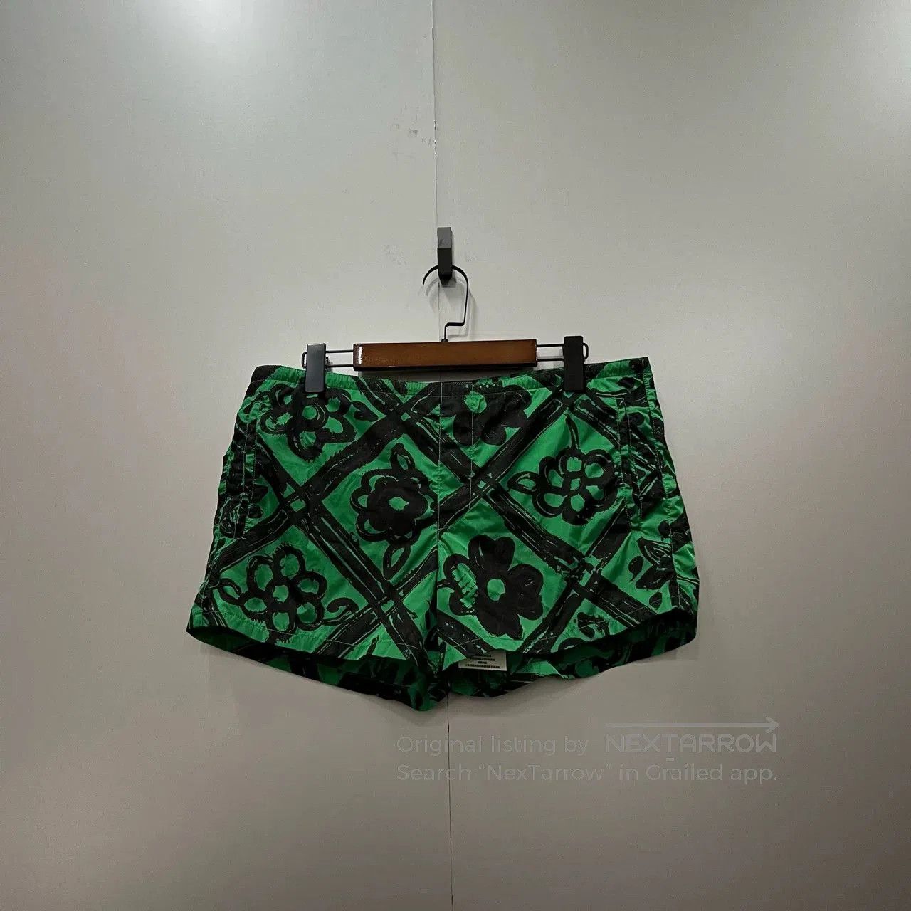 Prada PRADA Floral Colorblock Shorts. Size 41" - 1 Thumbnail