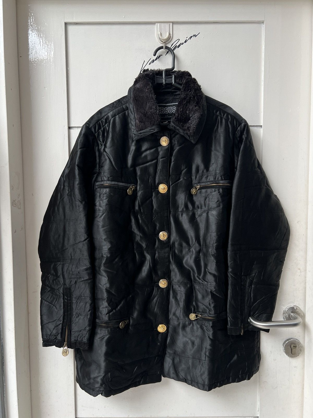 Versus Versace VERSUS Gianni Versace Black Faux Fur Jacket Size US L / EU 52-54 / 3 - 1 Thumbnail