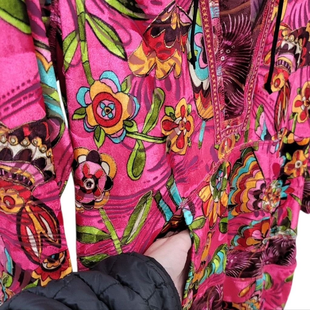 Custo Barcelona NWOT Custo Barcelona 3/4 Sleeve Hot Pink Velvet Hoodie Size S / US 4 / IT 40 - 2 Thumbnail