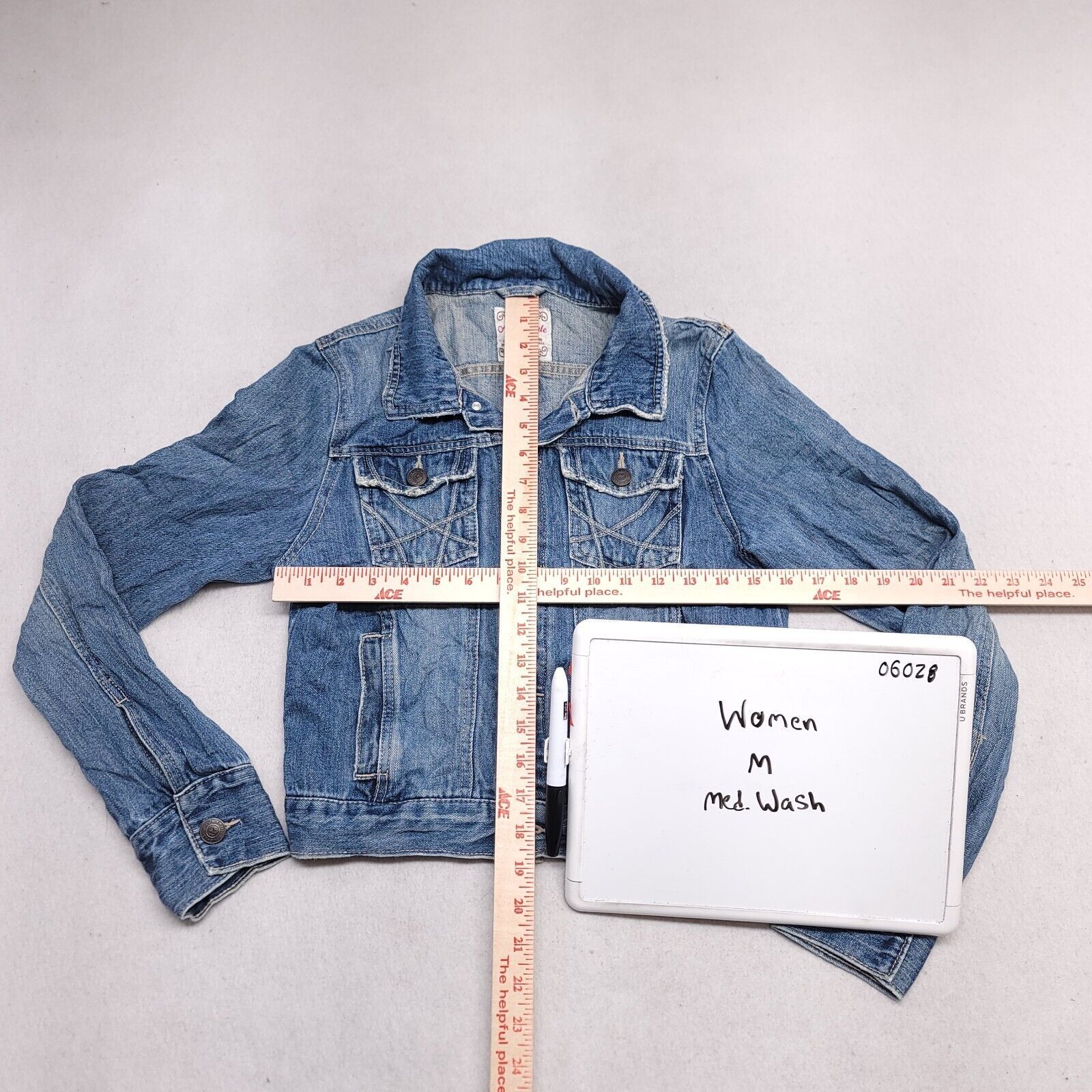 Aeropostale Aeropostale Button Up Denim Jean Jacket Womens Size M Blue Size M / US 6-8 / IT 42-44 - 6 Thumbnail