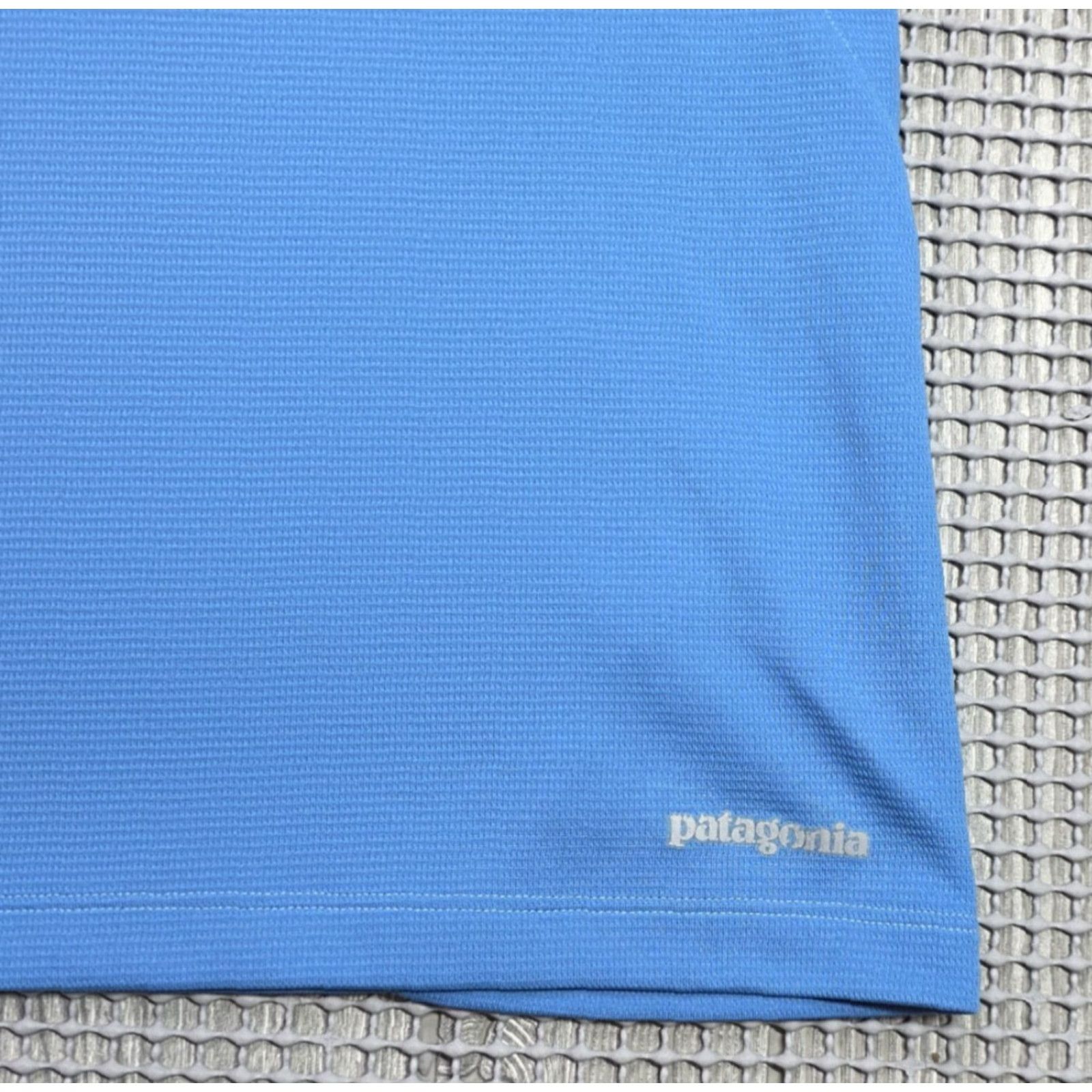 Patagonia Patagonia Polo Shirt Women L Blue 1/4 Zip Short Sleeve Performance Jersey Lightweight Moisture Wicking Activewear Shirt Size L / US 10 / IT 46 - 4 Thumbnail