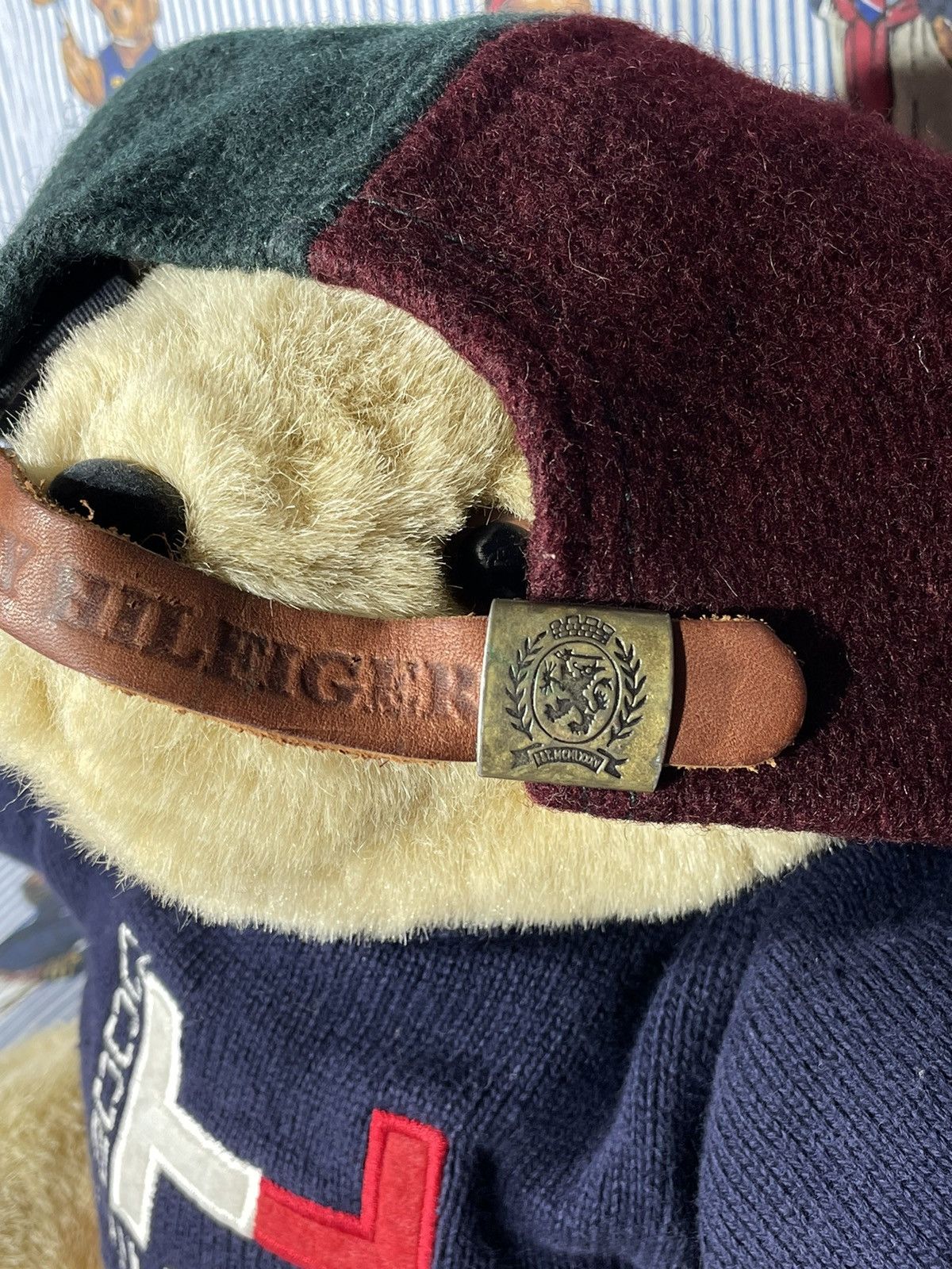 Tommy Hilfiger × Vintage Cap Tommy Hilfiger Lion Crest OG Vintage 90’s Size ONE SIZE - 9 Thumbnail