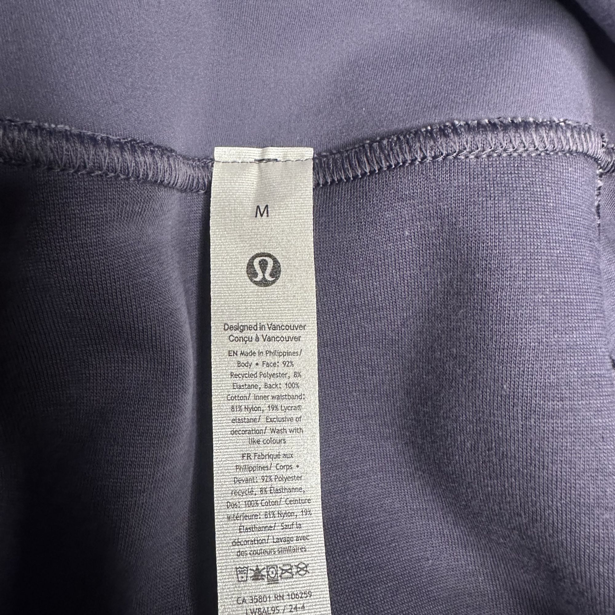 Lululemon Lululemon Scuba High Rise Mini Skirt Velvet NWT Medium Size 30" / US 8 / IT 44 - 8 Thumbnail
