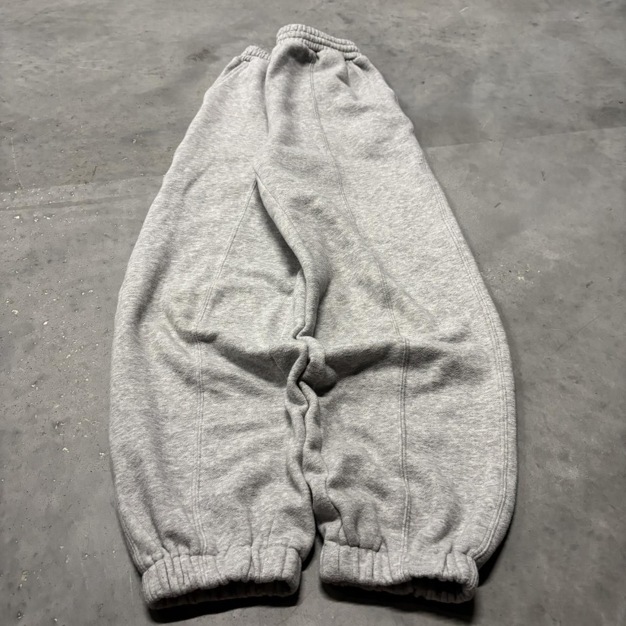 Japanese Brand × Vintage Crazy Vintage Y2K/2000s Light Grey Essential Swetapants! Size US 28 / EU 44 - 3 Thumbnail