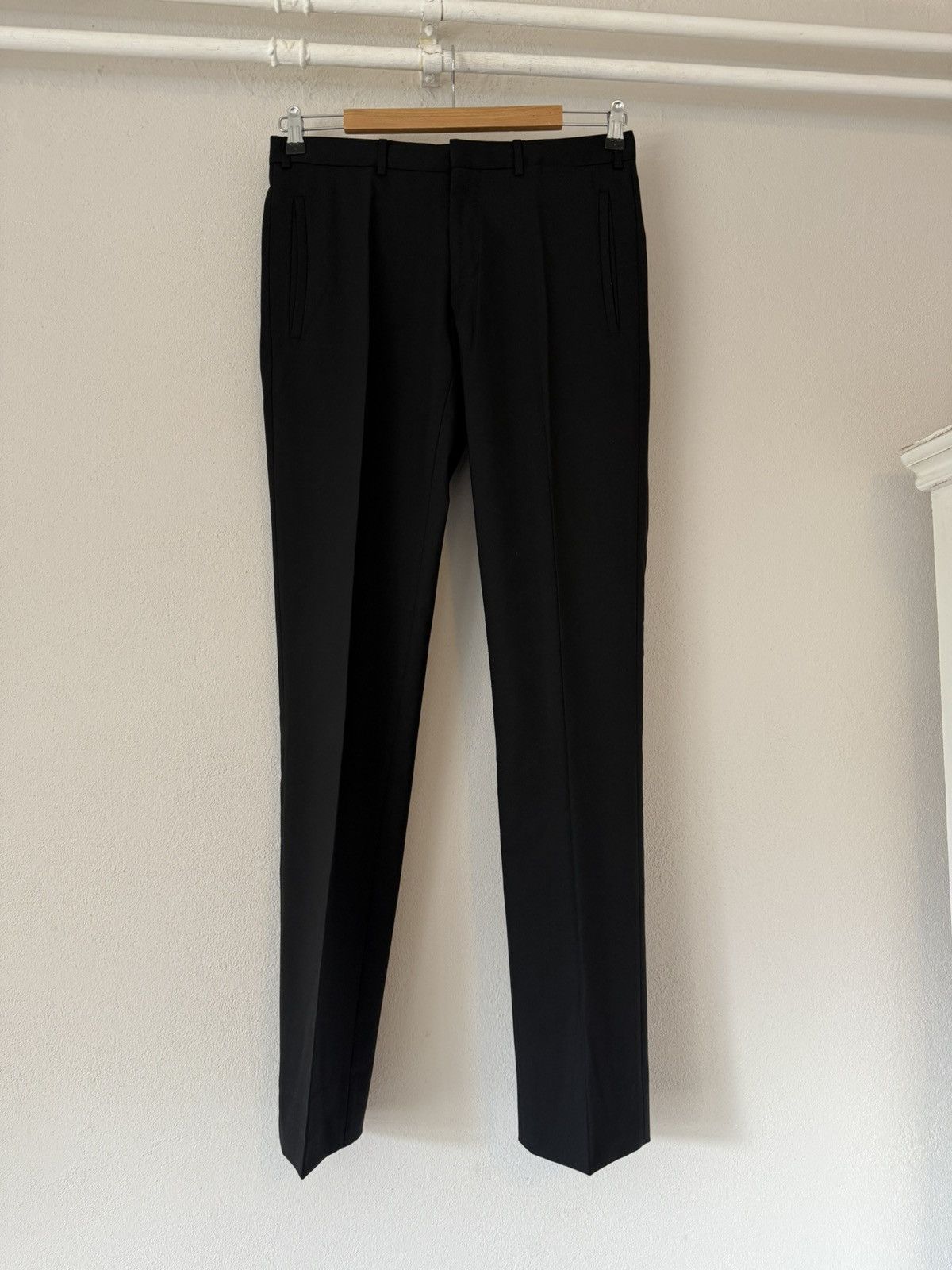 Prada Prada Slim Black Wool Trousers in Virgin Wool Size US 30 / EU 46 - 1 Thumbnail