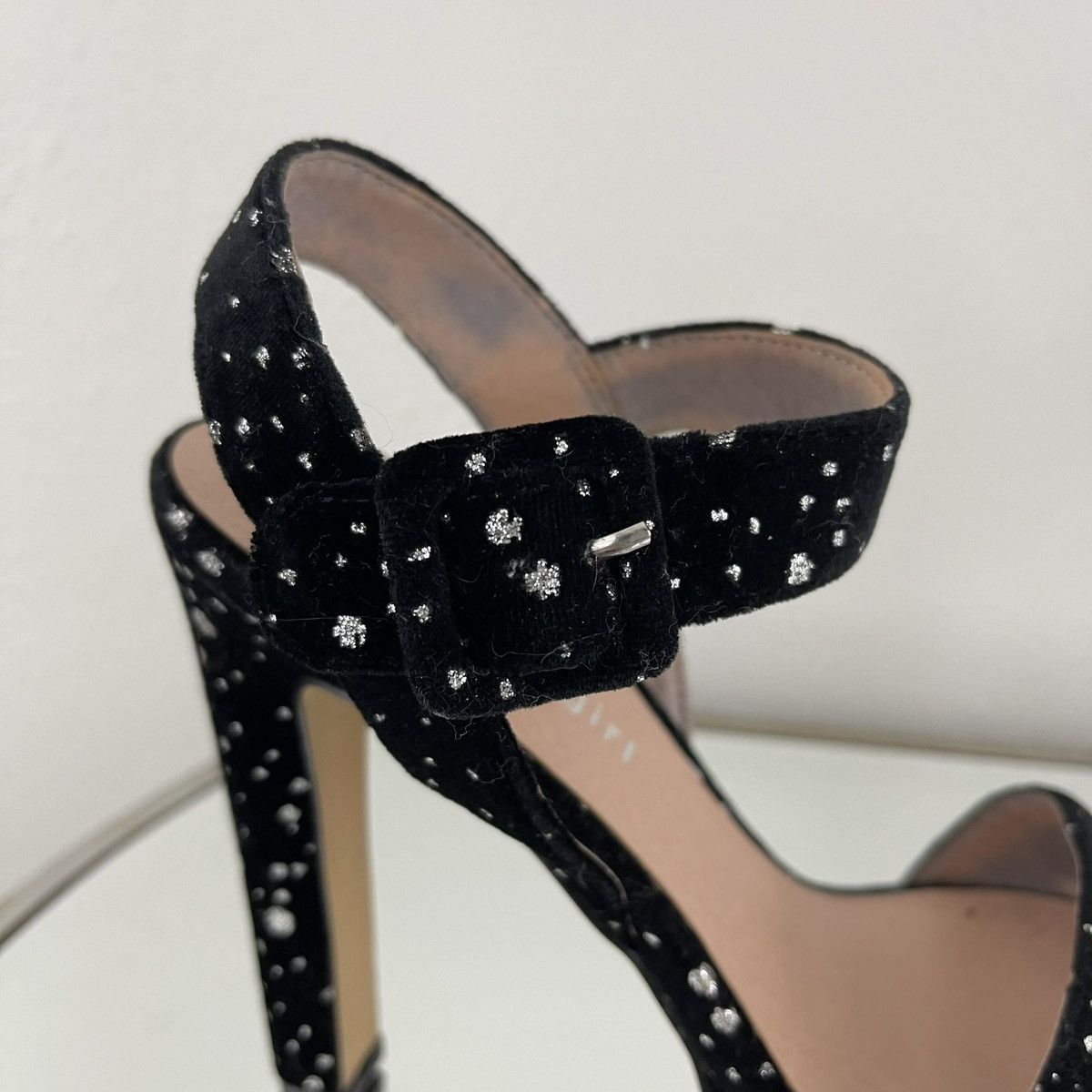 Other MADDEN GIRL Black Velvet Glitter Dot Rolloo Platform Heels Size US 8 / IT 38 - 6 Thumbnail