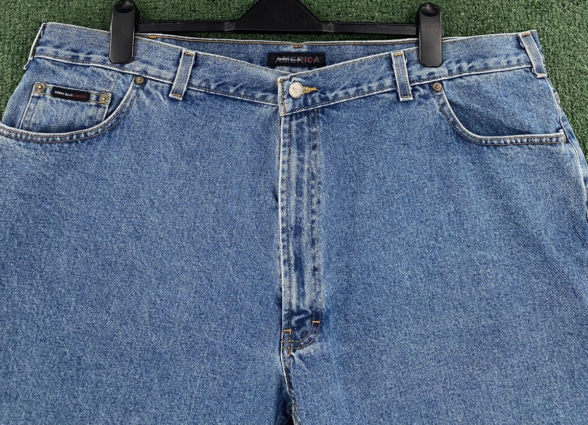 Perry Ellis Vintage 90’s Perry Ellis Denim Jean Shorts Jorts Mens Sz 43 Size US 43 - 2 Thumbnail