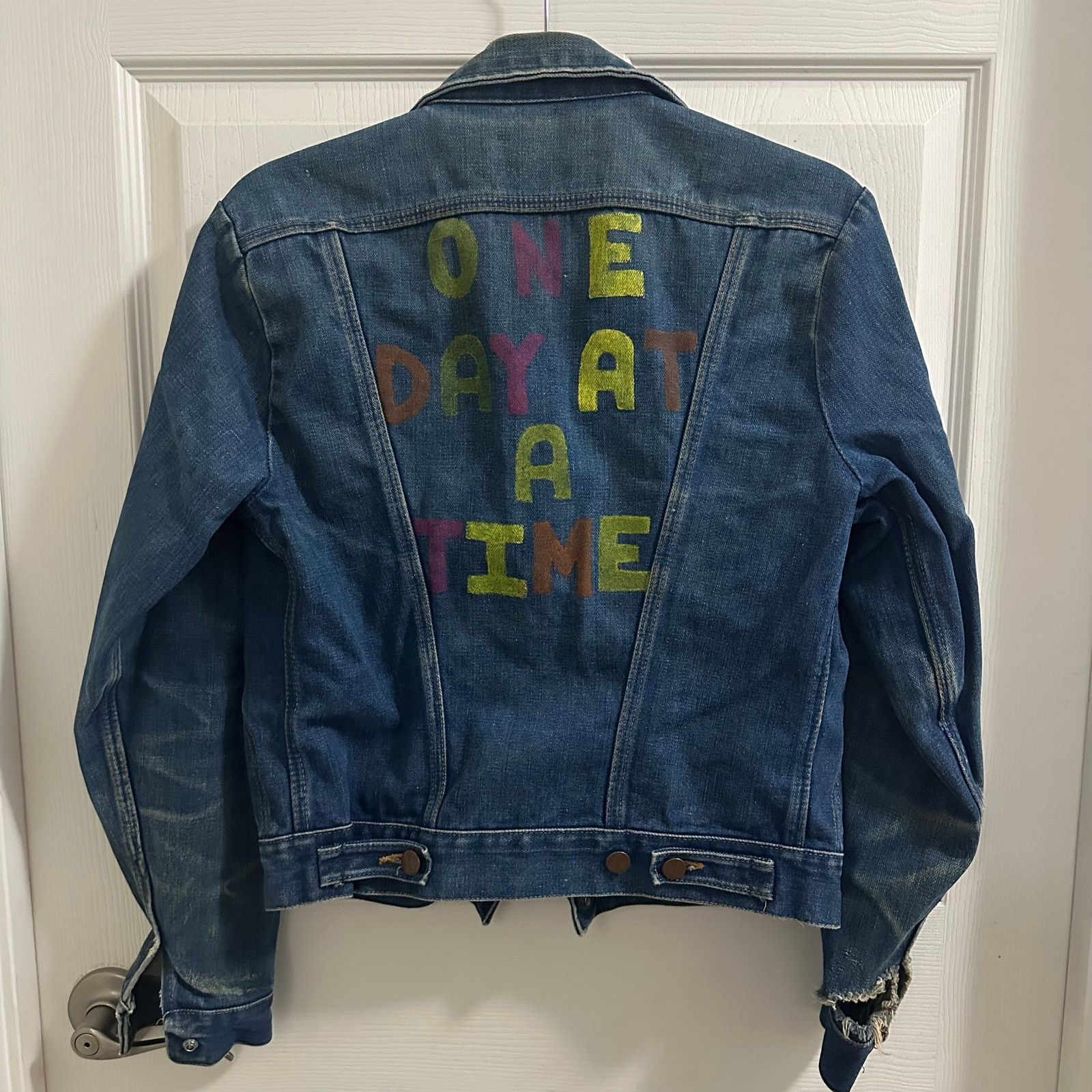 Wrangler RARE Vintage Wrangler 60s 70s Distressed Denim Jacket sz 36 Size US S / EU 44-46 / 1 - 2 Thumbnail