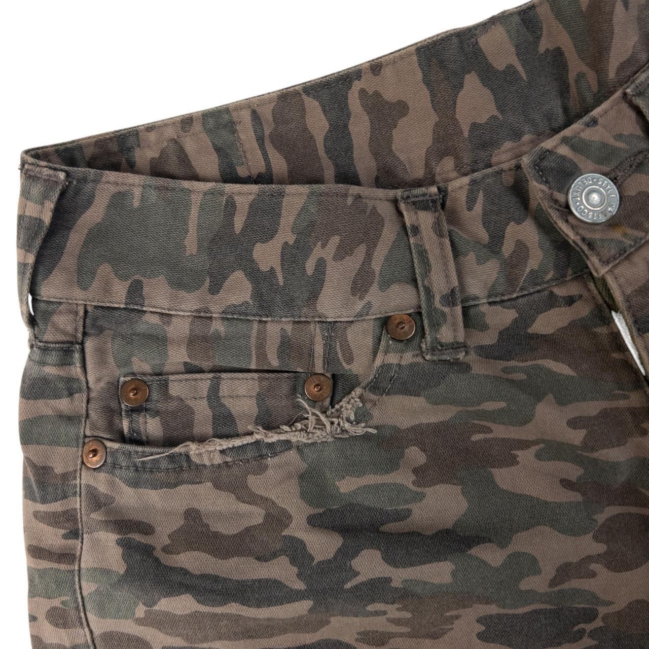 Evisu Vintage Evisu Donna Double Gull Camo Shorts Womens Size W28 Size 28" / US 6 / IT 42 - 3 Thumbnail