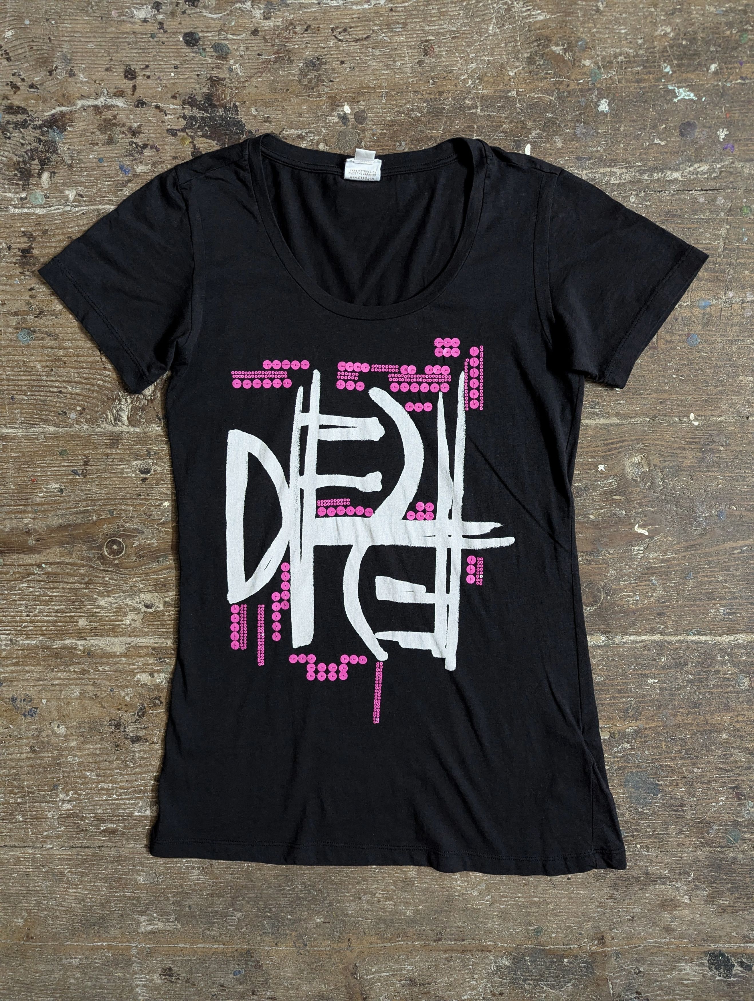 Diesel 00s Diesel Glitter Details Graphic Long T Shirt Top Size S / US 4 / IT 40 - 1 Thumbnail