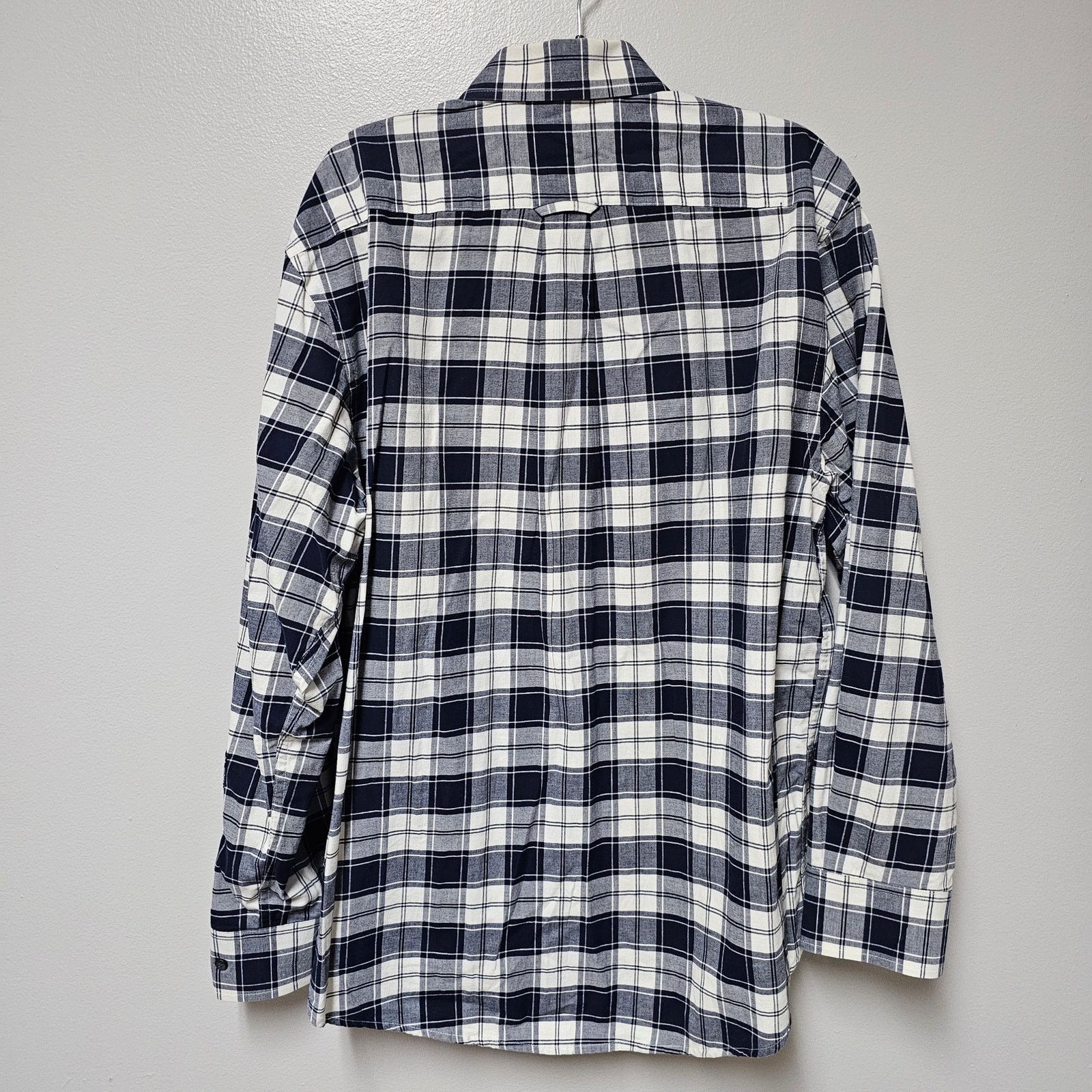Izod Men's IZOD Blue White Plaid Long Sleeve Shirt Size Medium Size US M / EU 48-50 / 2 - 2 Thumbnail
