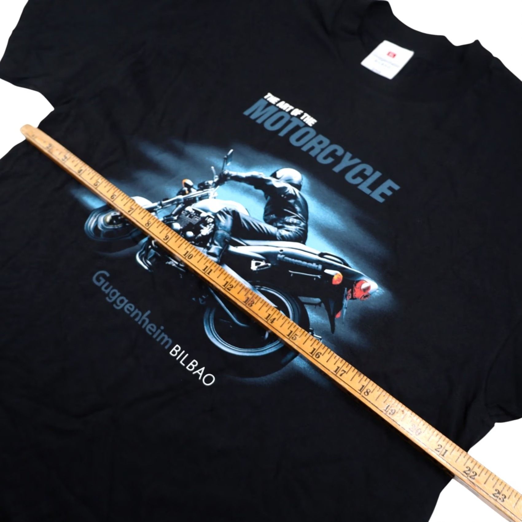 Vintage VINTAGE Guggenheim Bilbao Art of the Motorcycle Exhibition XL Graphic T Shirt Mens Black XL Graphic T Shirt Size US XL / EU 56 / 4 - 6 Thumbnail