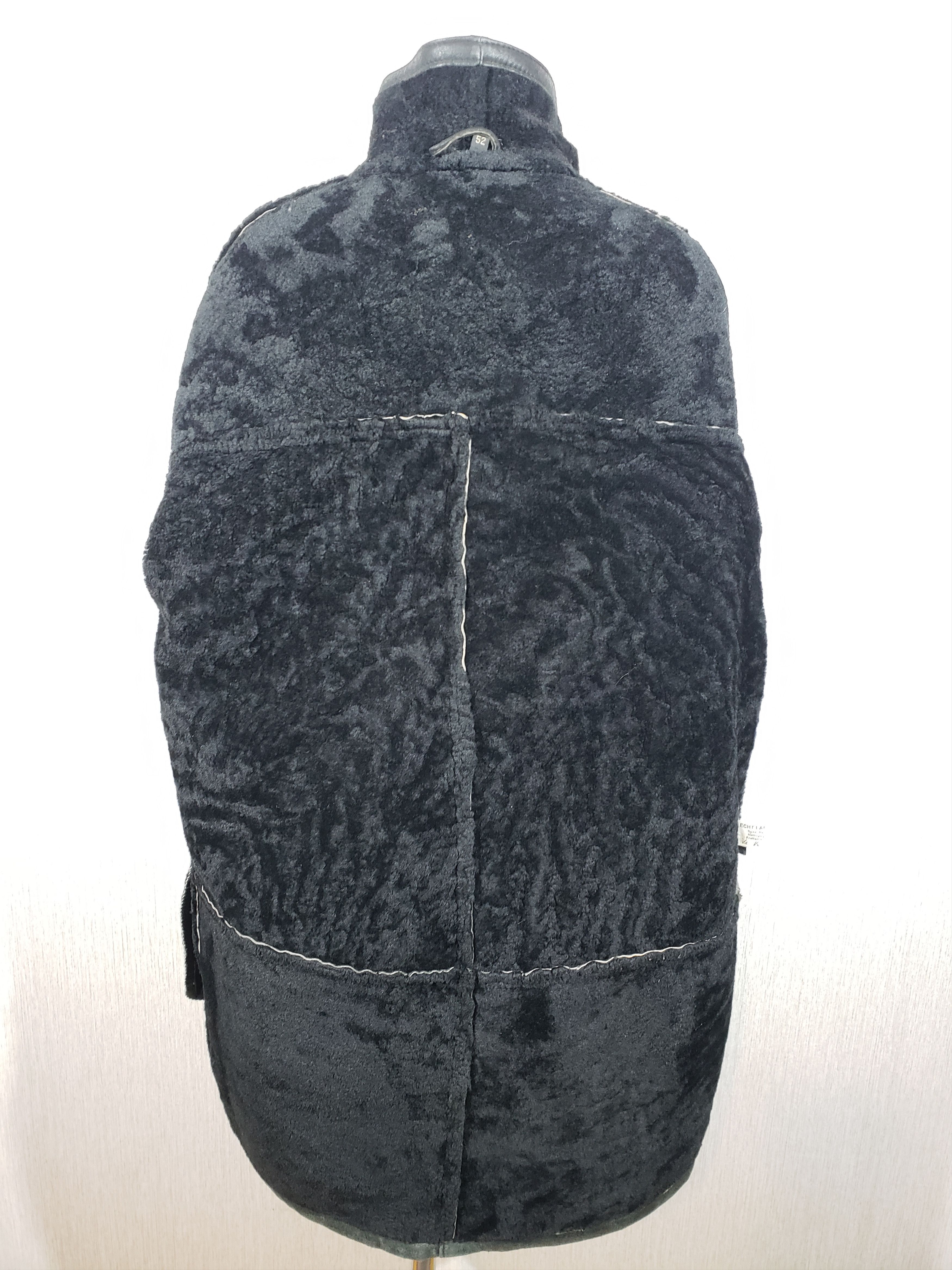 Other Wonderful men's black sheepskin coat with buttons. Size US XL / EU 56 / 4 - 7 Thumbnail