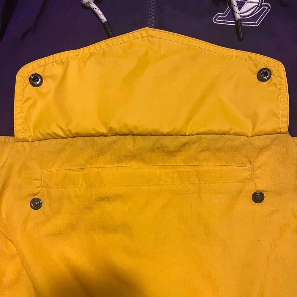 Nike Nike Men’s Los Angeles Lakers Courtside NBA Premium Jacket Sample Size US M / EU 48-50 / 2 - 6 Thumbnail