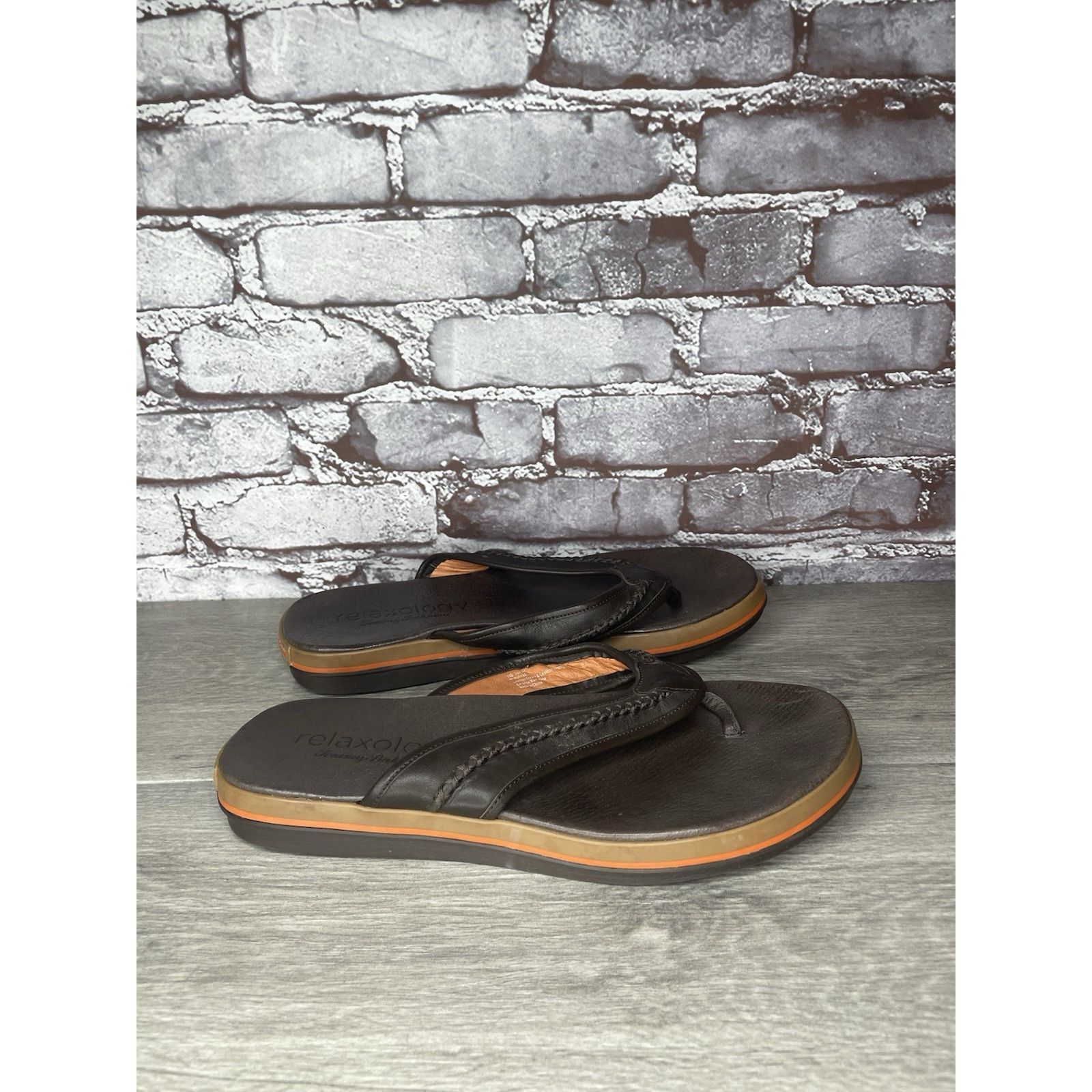 Tommy Bahama TOMMY BAHAMA RELAXOLOGY Jasper Brown Leather Synthetic FlipF Size US 10 / EU 43 - 18 Thumbnail