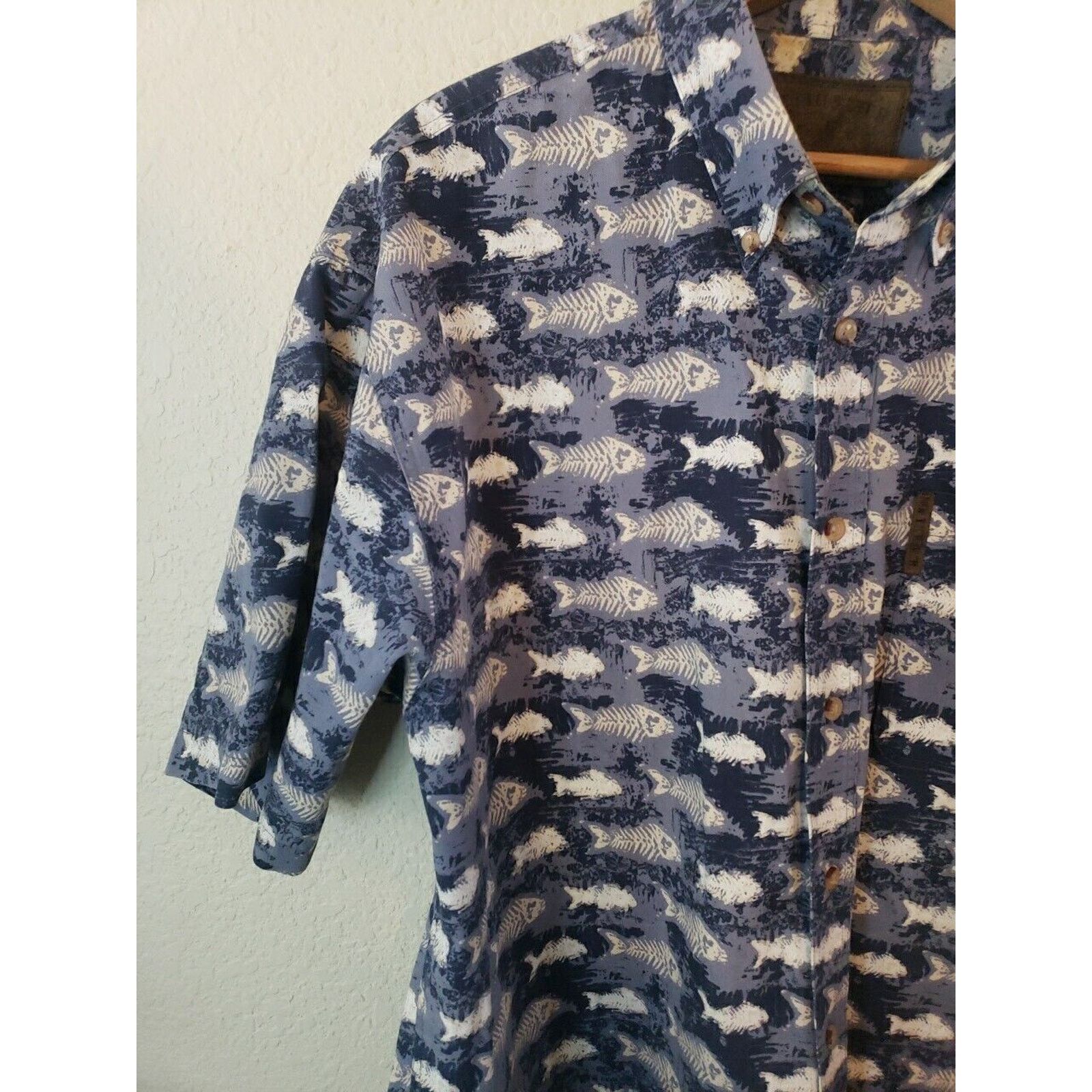 North River Outfitters North River Skelton Fish Fishing CASUAL Shirt Size LARGE? Size US L / EU 52-54 / 3 - 3 Thumbnail