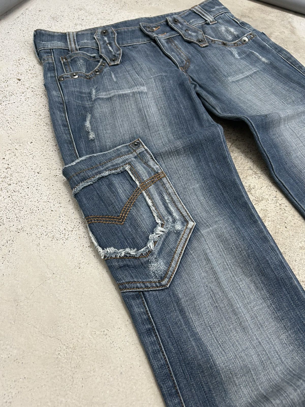 Le Grande Bleu (L.G.B.) Camel Road Distressed Embellished Jeans Size US 29 - 4 Thumbnail