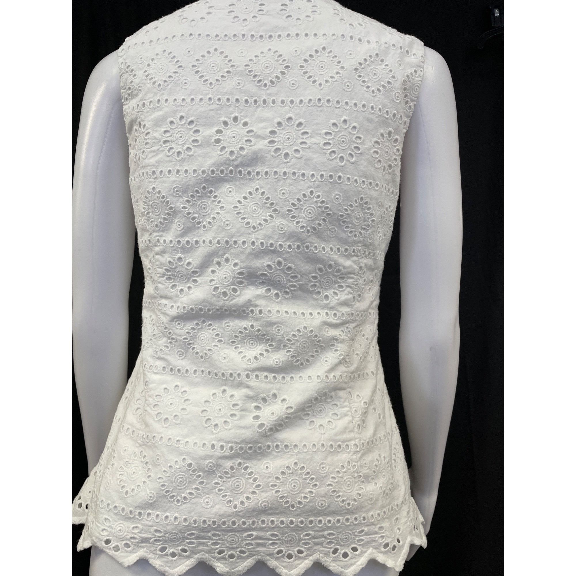 Vineyard Vines Vineyard Vines Women's White Sleeveless Shirt/Blouse Scallop Size S / US 4 / IT 40 - 3 Thumbnail