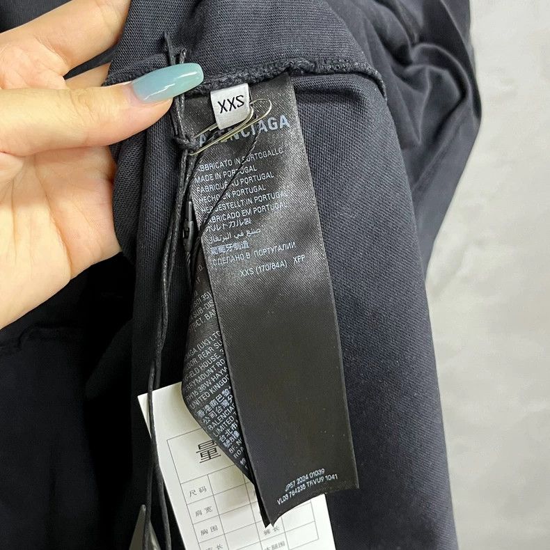 Balenciaga Balenciaga Black 24 Latest Letter Heart Pattern Printed Ro Size US XXS / EU 40 - 4 Thumbnail