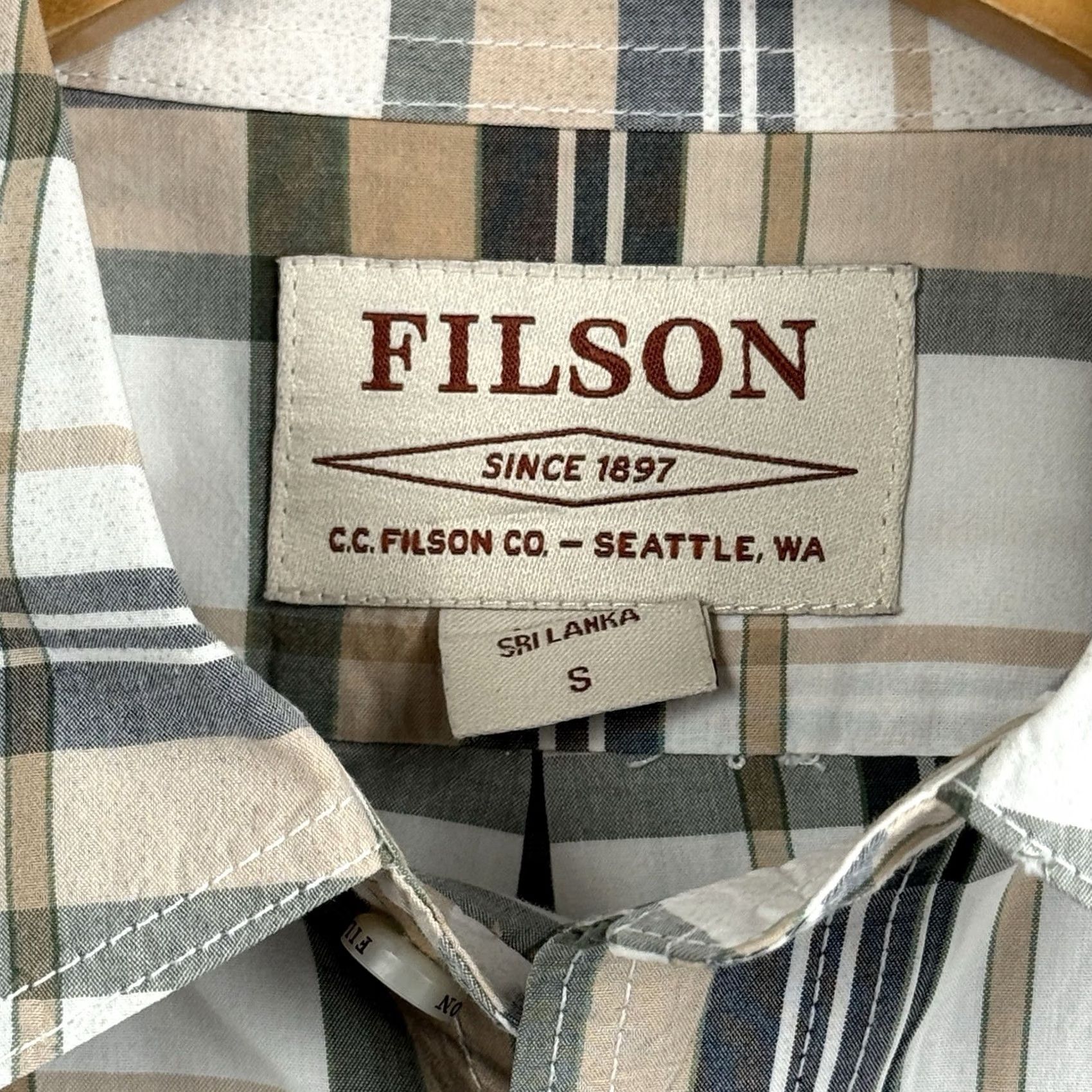 Filson Filson Shirt Mens Small Plaid Button Up Pockets Outdoor Long Sleeve Lightweight Regular Fit Size US S / EU 44-46 / 1 - 5 Thumbnail