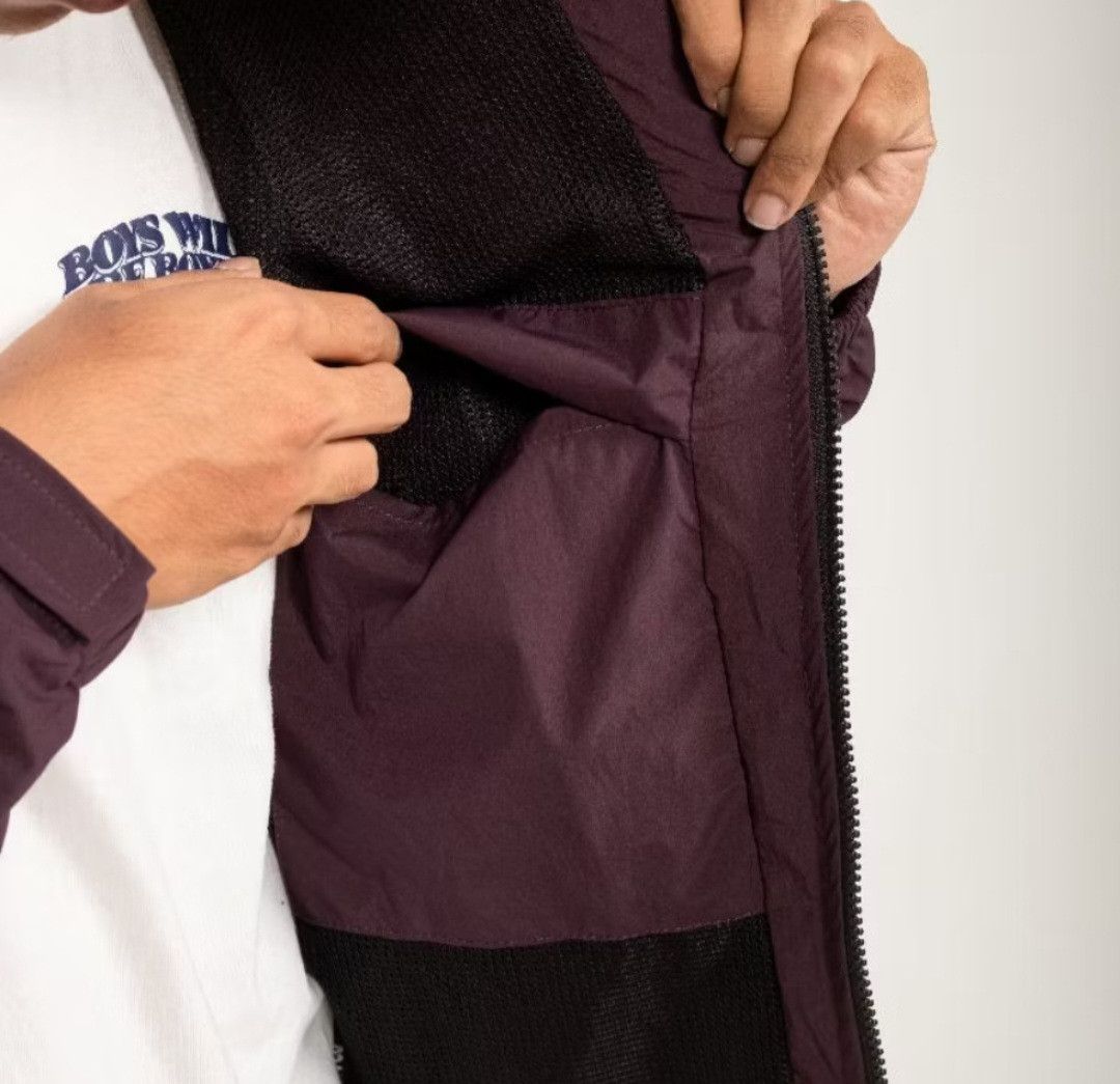 Japanese Brand 💥Casual maroon lens hoodie jacket Size US M / EU 48-50 / 2 - 6 Thumbnail