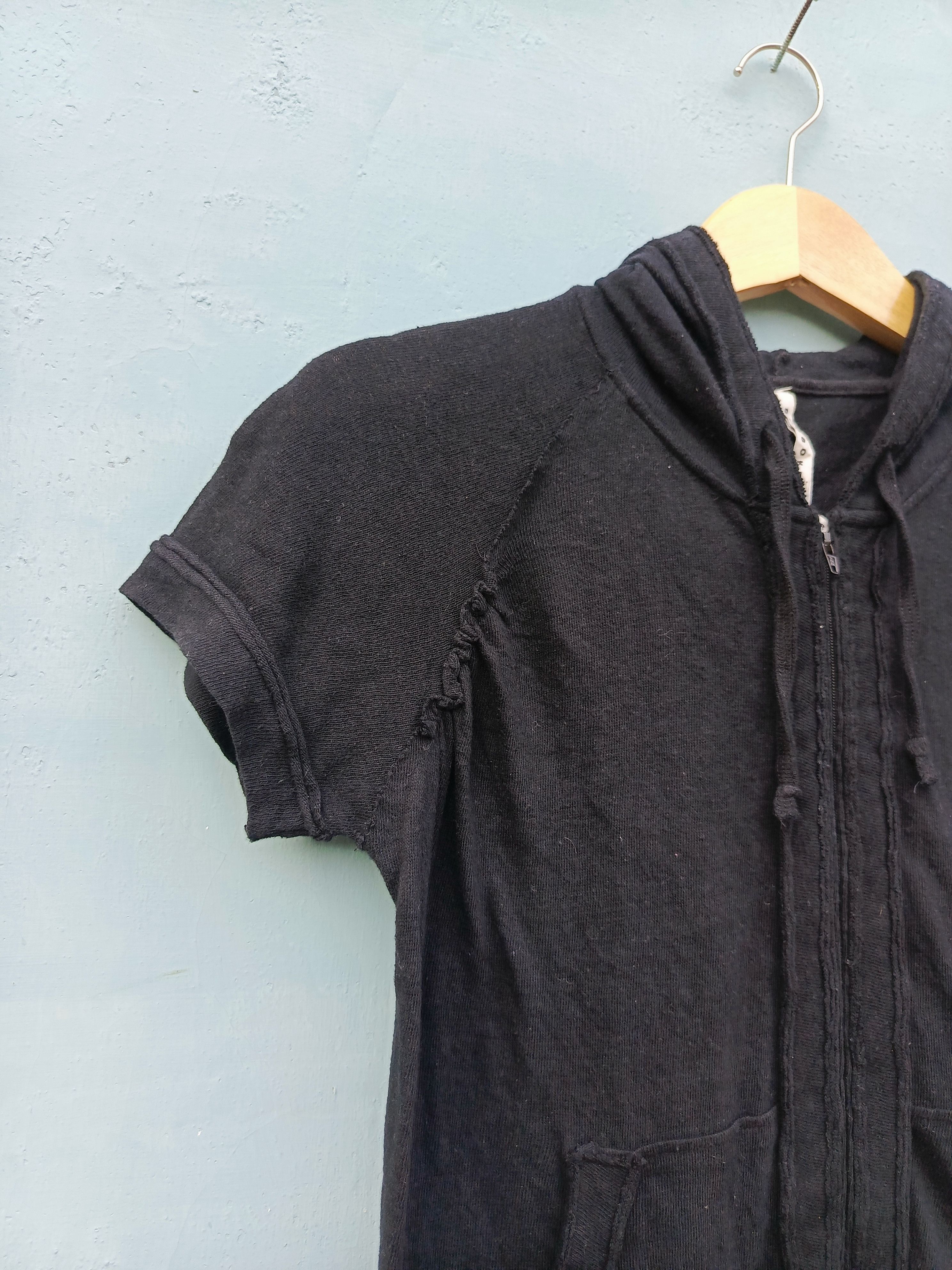 Sunao Kuwahara Sunao Kuwahara Black Hooded Top – Avant Garde Stylebrand Size M / US 6-8 / IT 42-44 - 3 Thumbnail