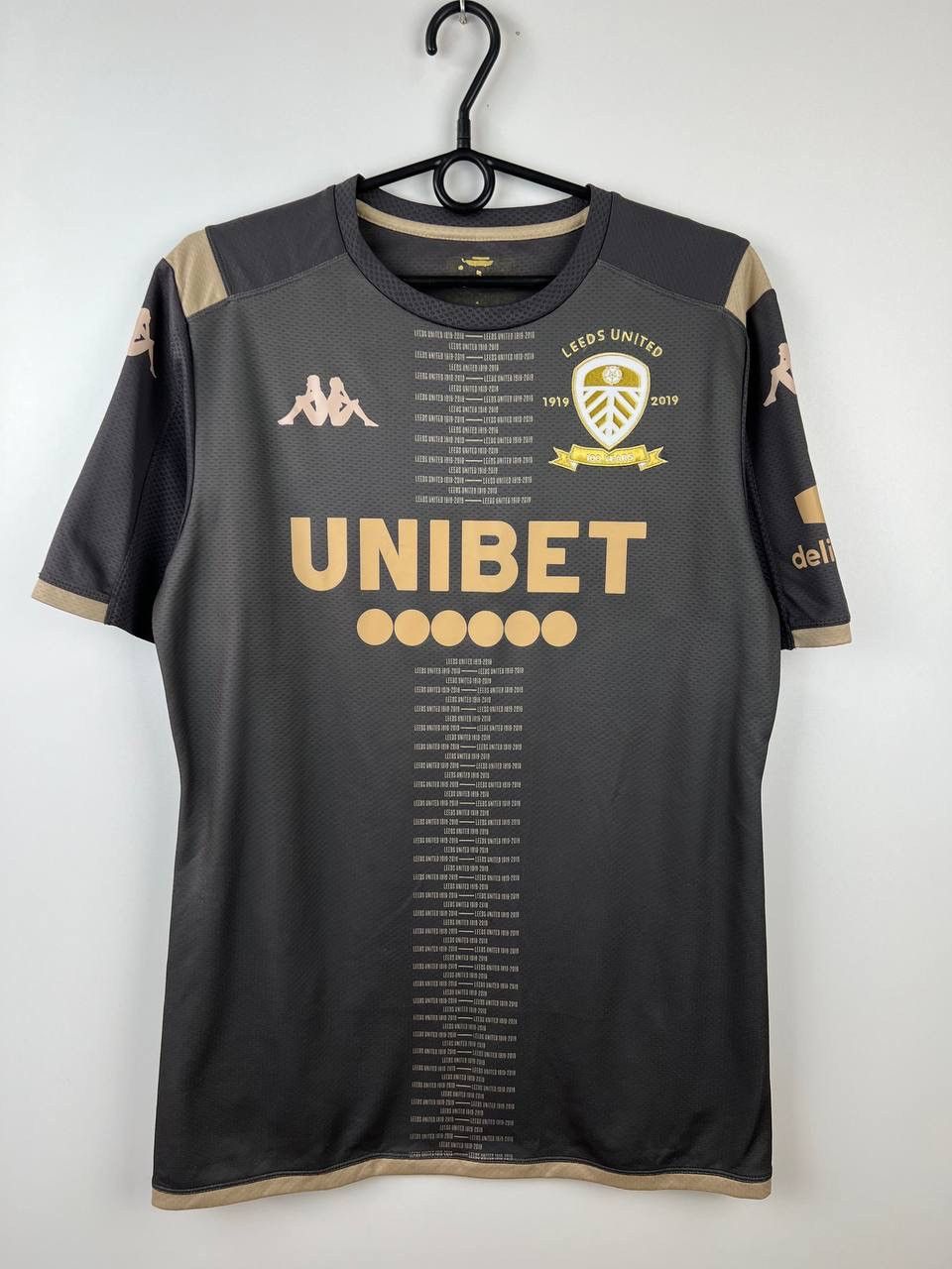 Kappa Leeds United Kappa football t-shirts size M Size US M / EU 48-50 / 2 - 1 Thumbnail